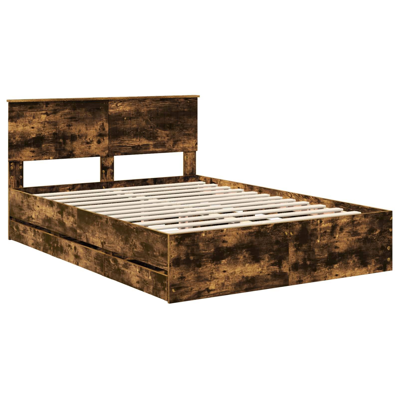 Ein rustikales Holzbettgestell mit einem schlichten Kopfteil, sichtbaren Latten und einer abgenutzten Oberfläche, ausgelegt für eine standard Doppelmatratze.
