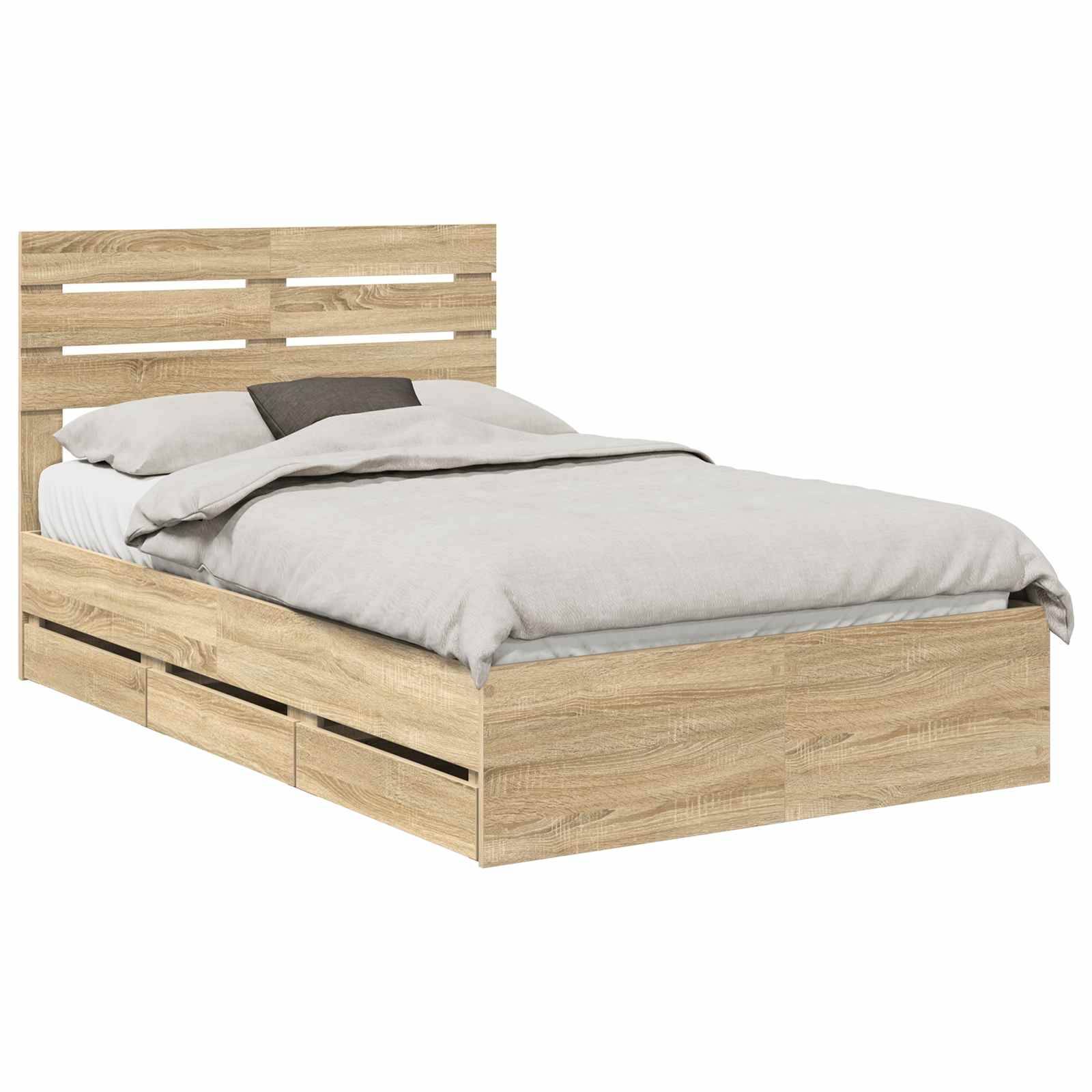 Ein Holzbettgestell mit einem geschlitzten Kopfteil und integrierten Staurageschubladen darunter. Das Bett ist mit neutralfarbener Bettwäsche bezogen.