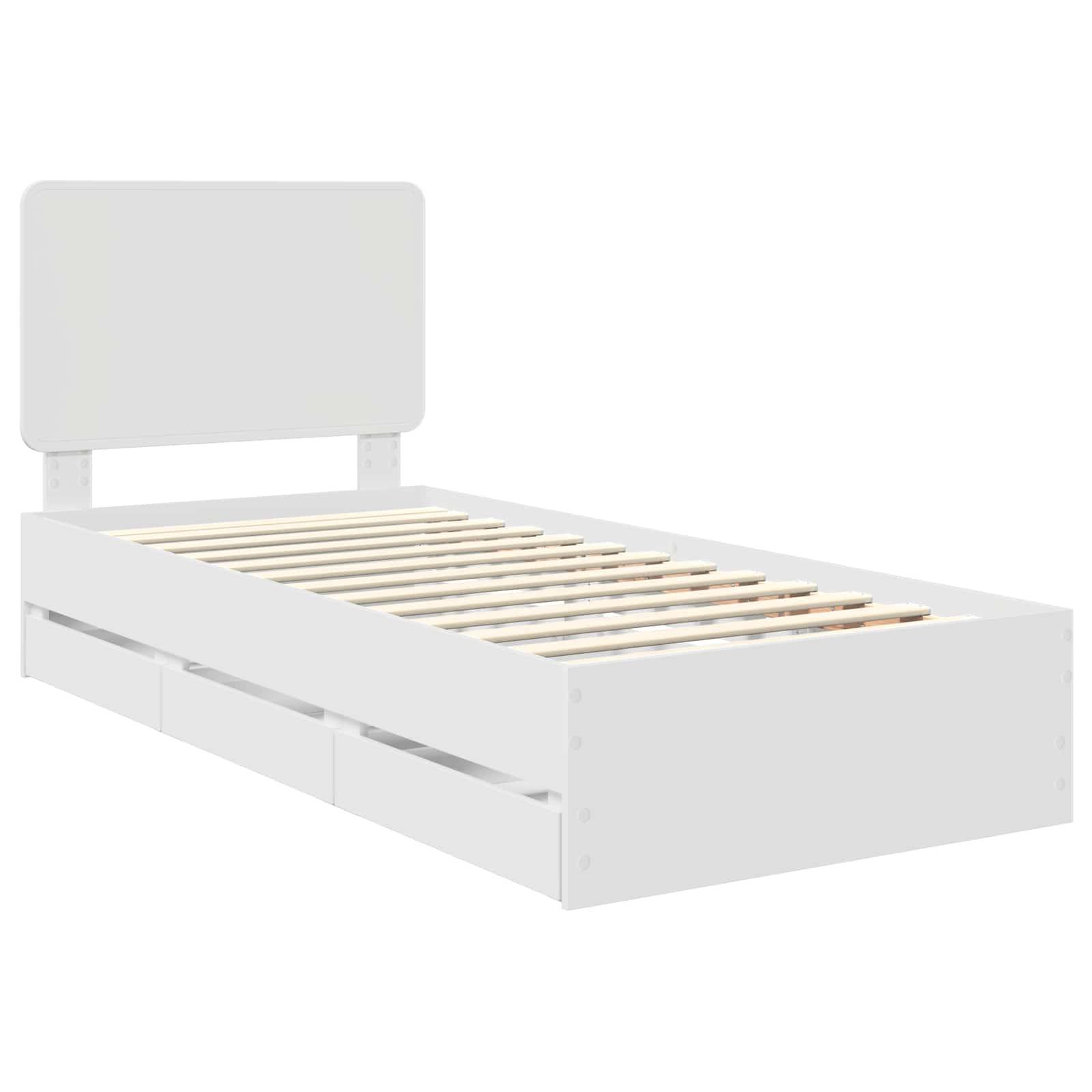Ein weißer Einzelbettrahmen mit Kopfteil und Unterbett-Schubladen, in einer Seitenansicht dargestellt.