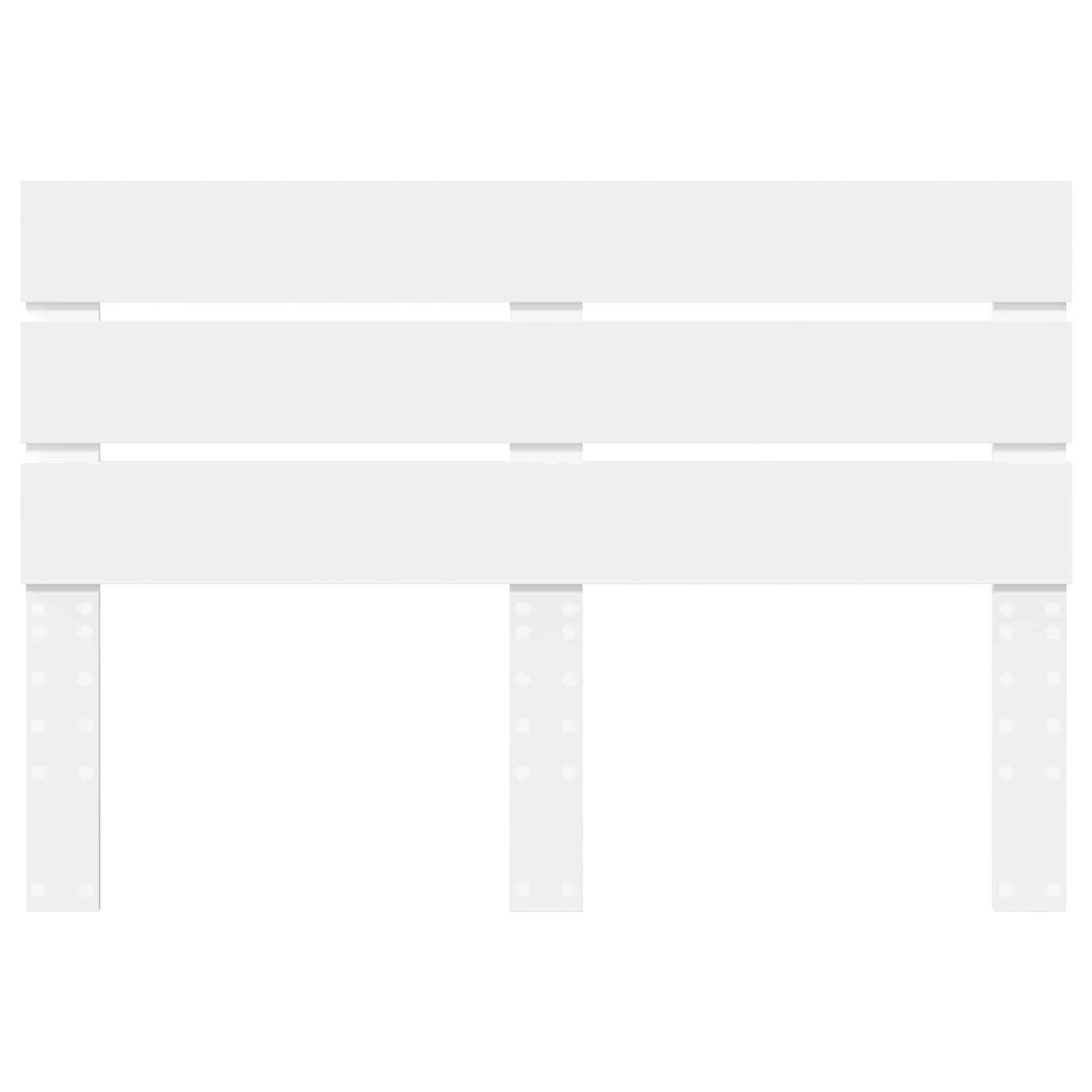 Weißer Lattenzaun mit drei horizontalen Latten und drei vertikalen Pfosten, von vorne betrachtet.