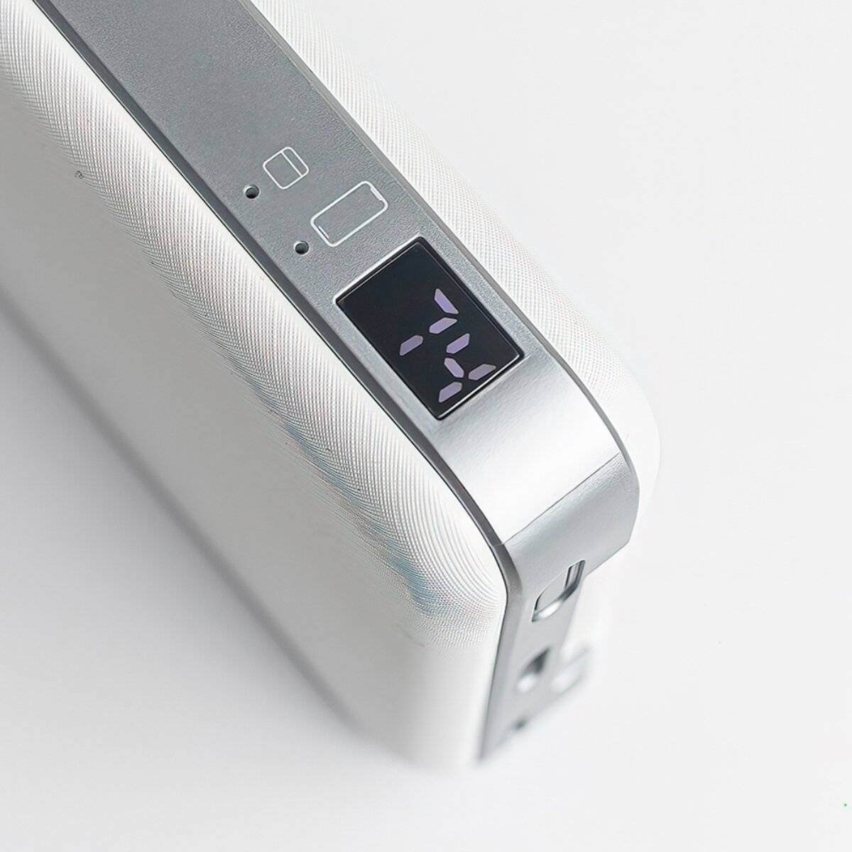 Forever wireless power bank MATB-300 10000 mAh 3in1 weiß