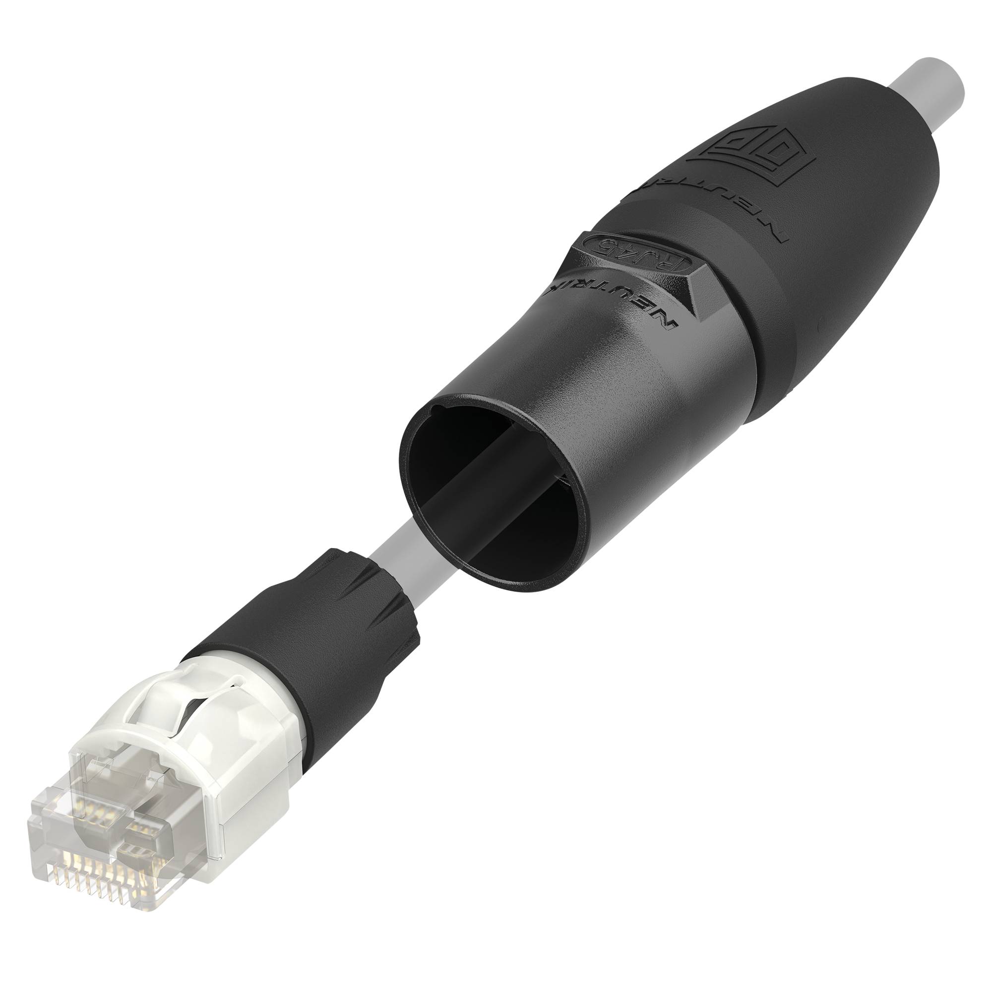 Schwarzer XLR-kompatibler Adapter mit einem grauen RJ45-Anschluss auf schwarzem Hintergrund.