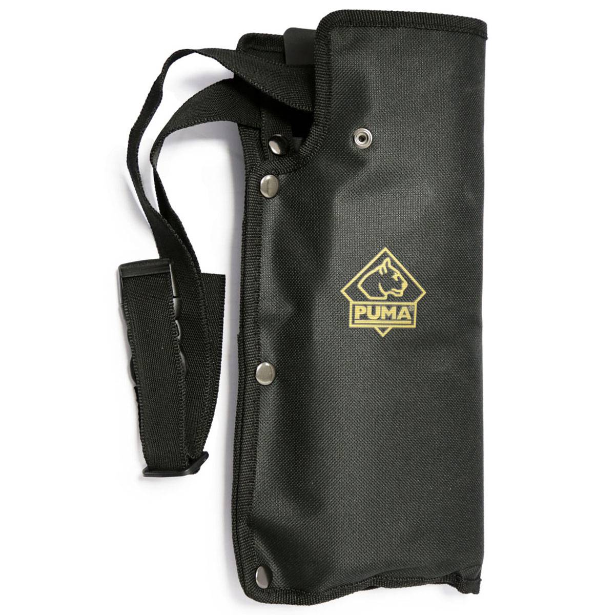 Eine schwarze Messertasche mit Griff und dem 'Puma'-Logo in Gelb auf der Vorderseite, mit mehreren Knopfverschlüssen für sichere Aufbewahrung.