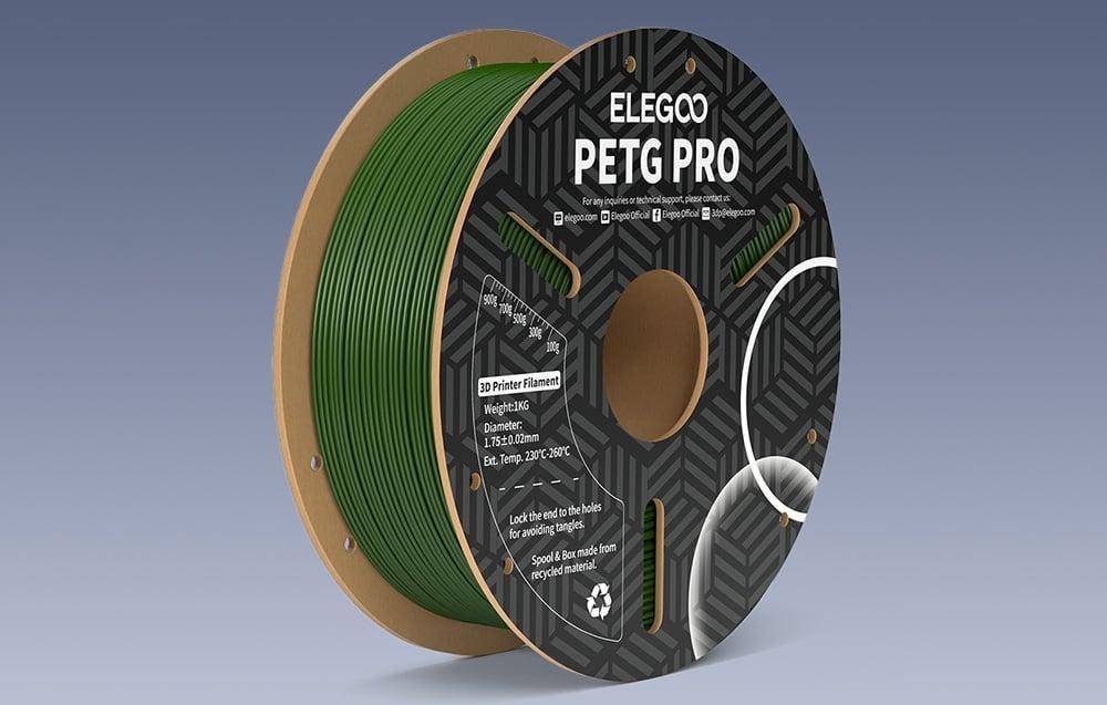Eine Spule ELEGOO PETG PRO 3D-Druckerfilament in grüner Farbe. Hauptmerkmale umfassen ein Gewicht von 1 kg, einen Durchmesser von 1,75 mm und eine Extrusionstemperatur von 230 °C bis 260 °C.