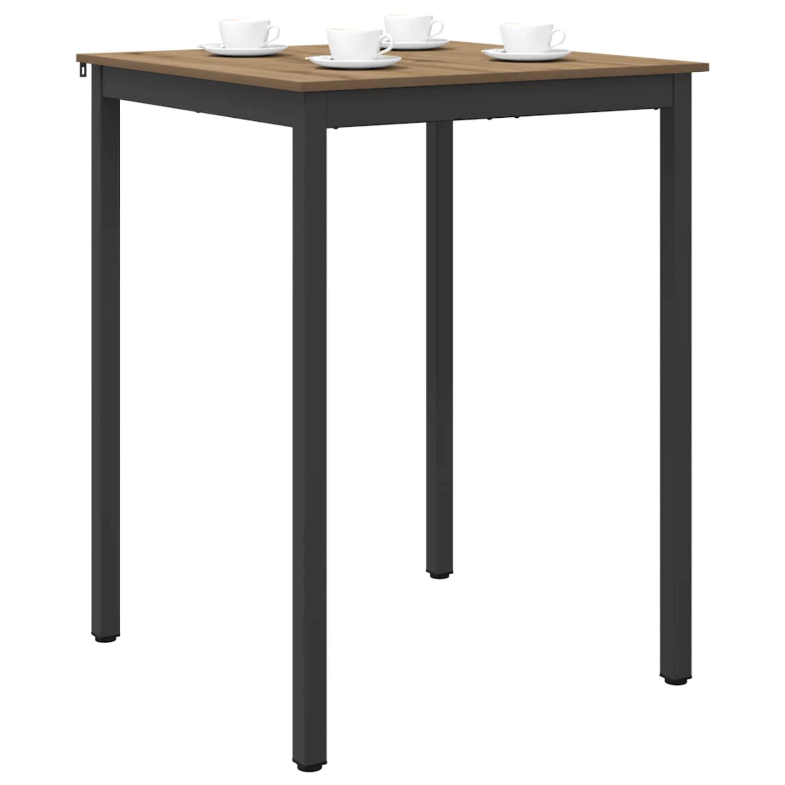 Ein kleiner, quadratischer, hoher Tisch mit einer Holzplatte und schwarzen Metallbeinen. Auf der Tischoberfläche stehen drei weiße Tassen.