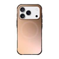 Ein Smartphone mit einer reflektierenden Metalloberfläche, das drei Kameraobjektive und ein kreisförmiges Design nahe der oberen Mitte zeigt.