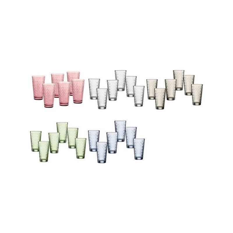 Verschiedenfarbige Glassets, in Reihen angeordnet. Die oberste Reihe zeigt rosa Gläser, die mittlere Reihe enthält graue Gläser und die unterste Reihe umfasst grüne und blaue Gläser.