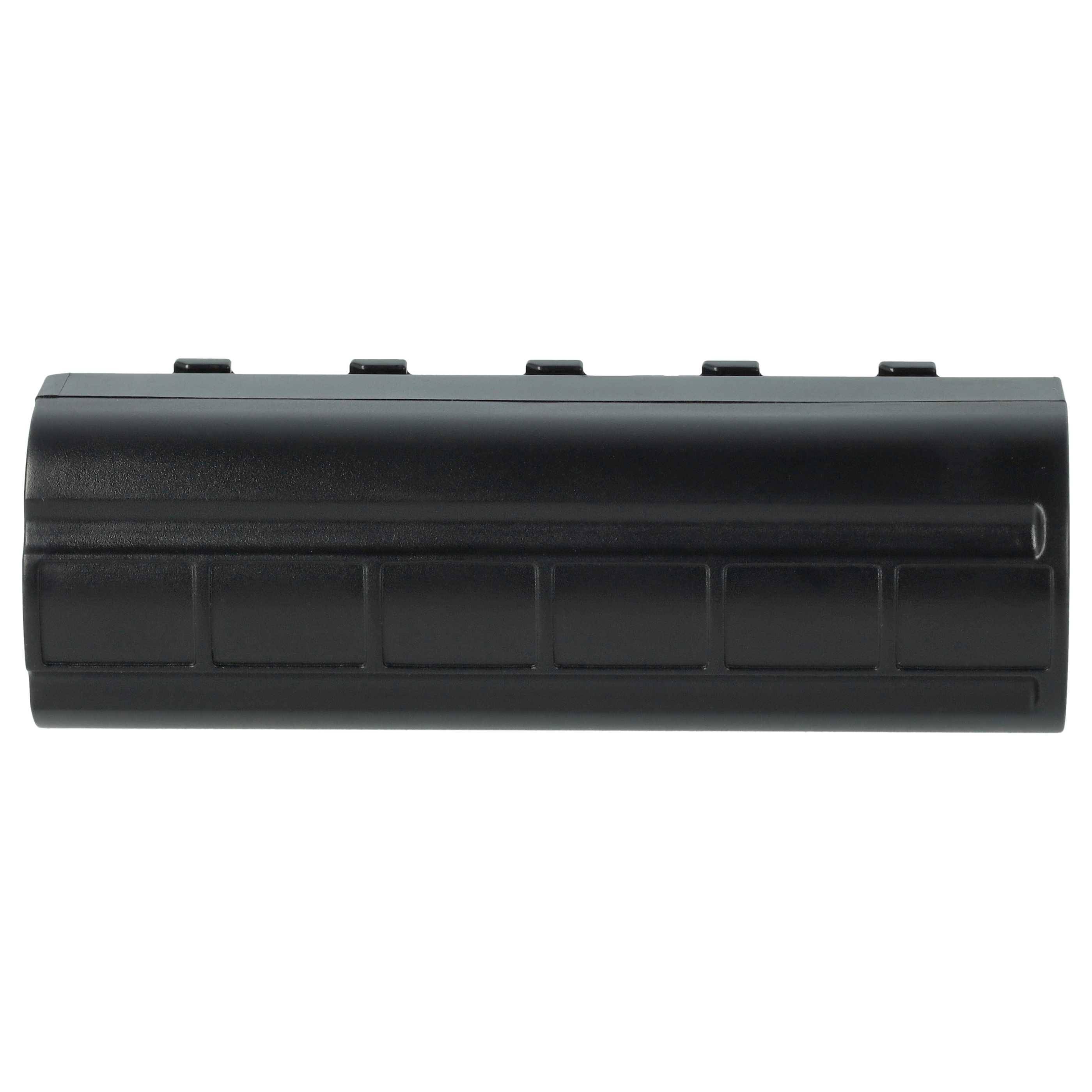 Eine schwarze, rechteckige Batteriebox mit glatter Oberfläche und sichtbaren Anschlusspunkten, wahrscheinlich zur Stromversorgung elektronischer Geräte verwendet.