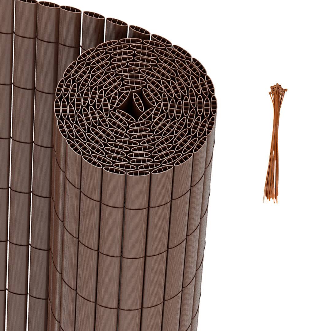 Nahaufnahme eines großen, dicht zusammengerollten Bündels aus braunen zylindrischen Stöcken, die einem Teppich ähneln. Ein kleineres Bündel steht daneben aufrecht.