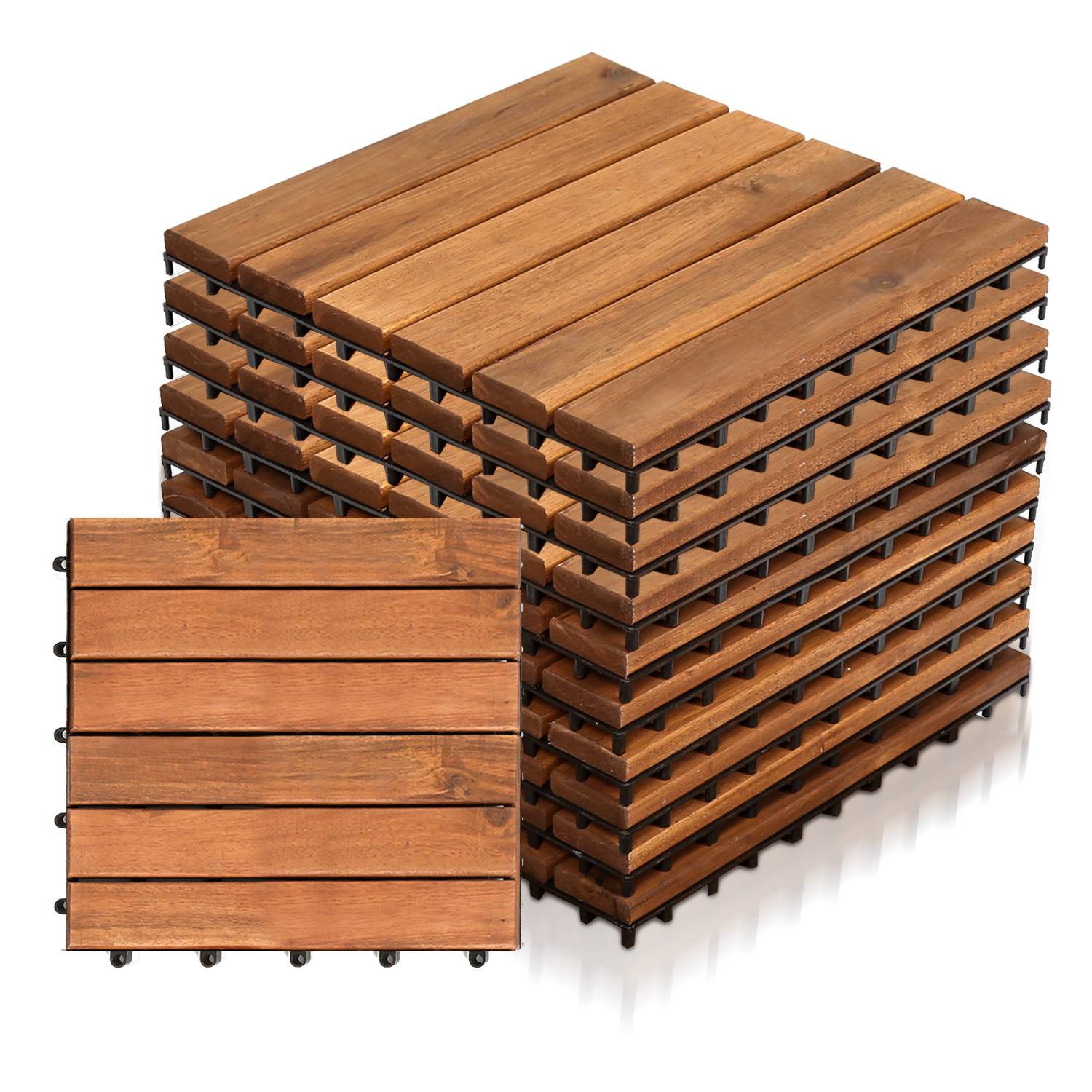 Stapel von miteinander verzahnten Holzterrassenplatten, von oben und der Seite gezeigt, mit Betonung der Holzmaserung und der Kunststoffrückseite.