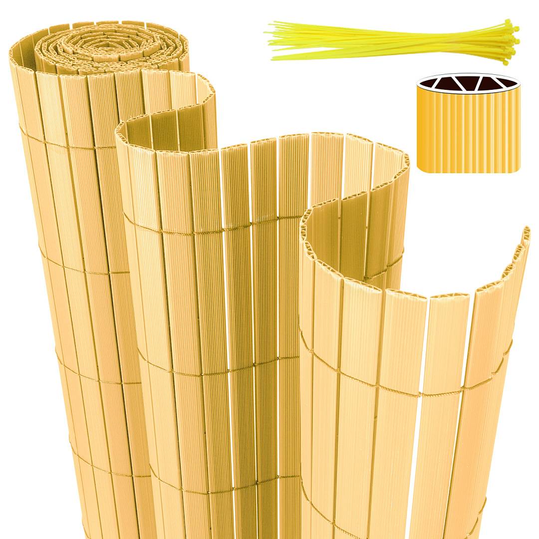 Zwei beige Bambusrollos, teilweise aufgerollt, mit gelben Kabelbindern darüber und einem aufgerollten Rollo oben rechts.