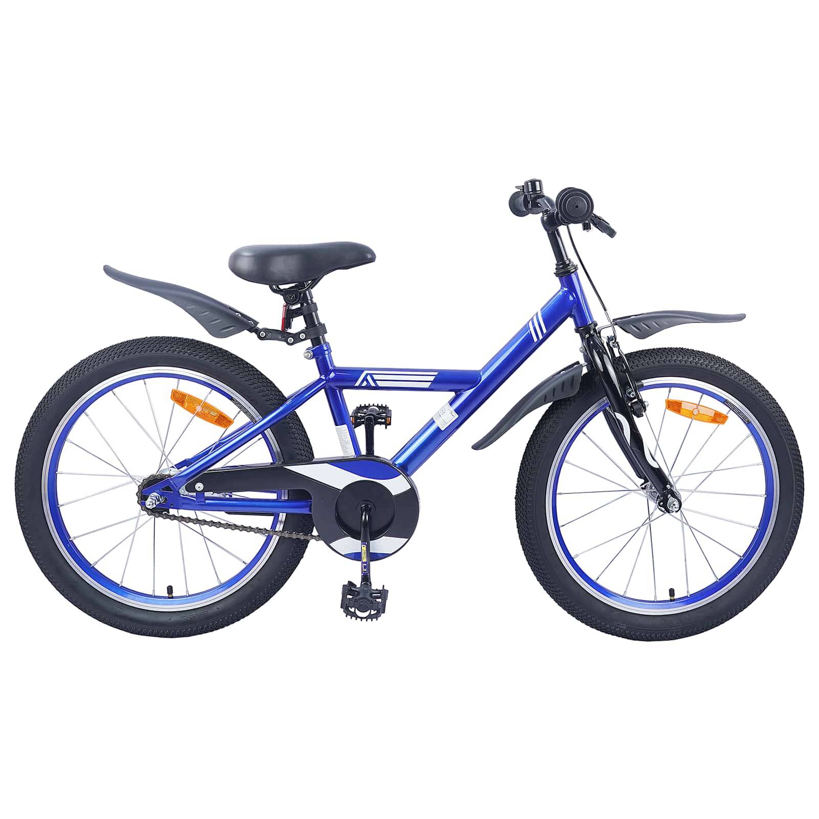 Ein blaues Kinderfahrrad mit einem schwarzen Sattel und Rädern, ausgestattet mit Stützrädern und einem Kettenschutz.