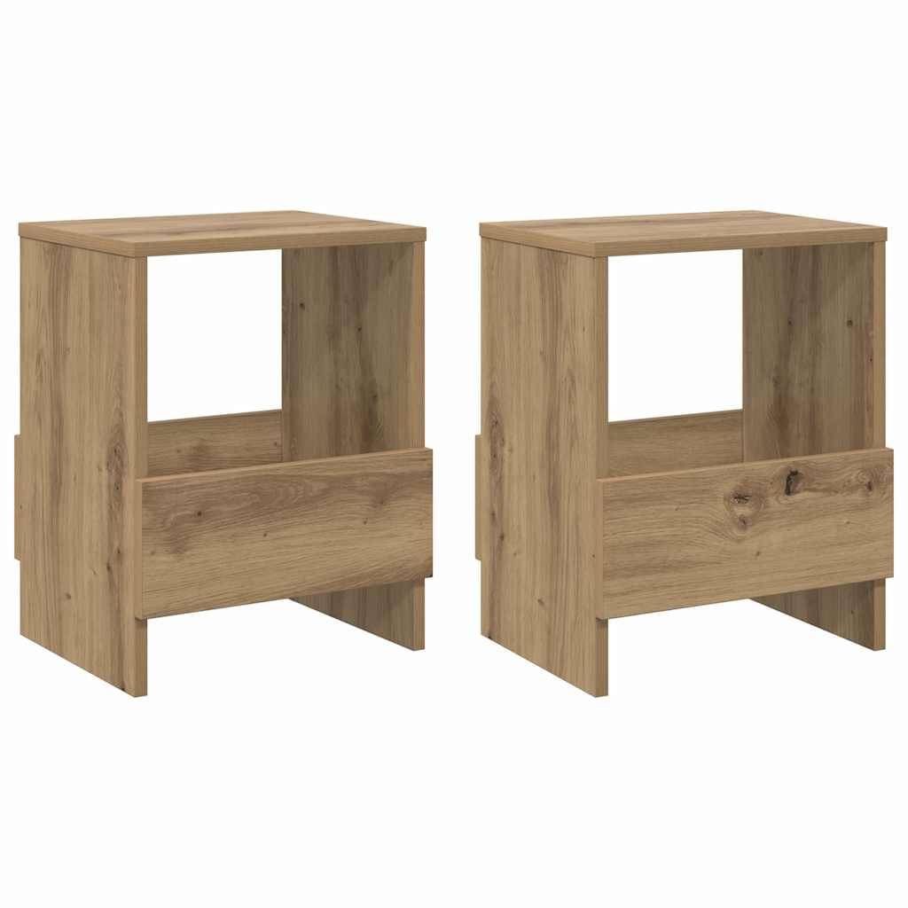 Zwei Nachttische aus Holz mit offenen Regalen und Schubladen, in einer natürlichen Holzoptik, vor einem weißen Hintergrund präsentiert.