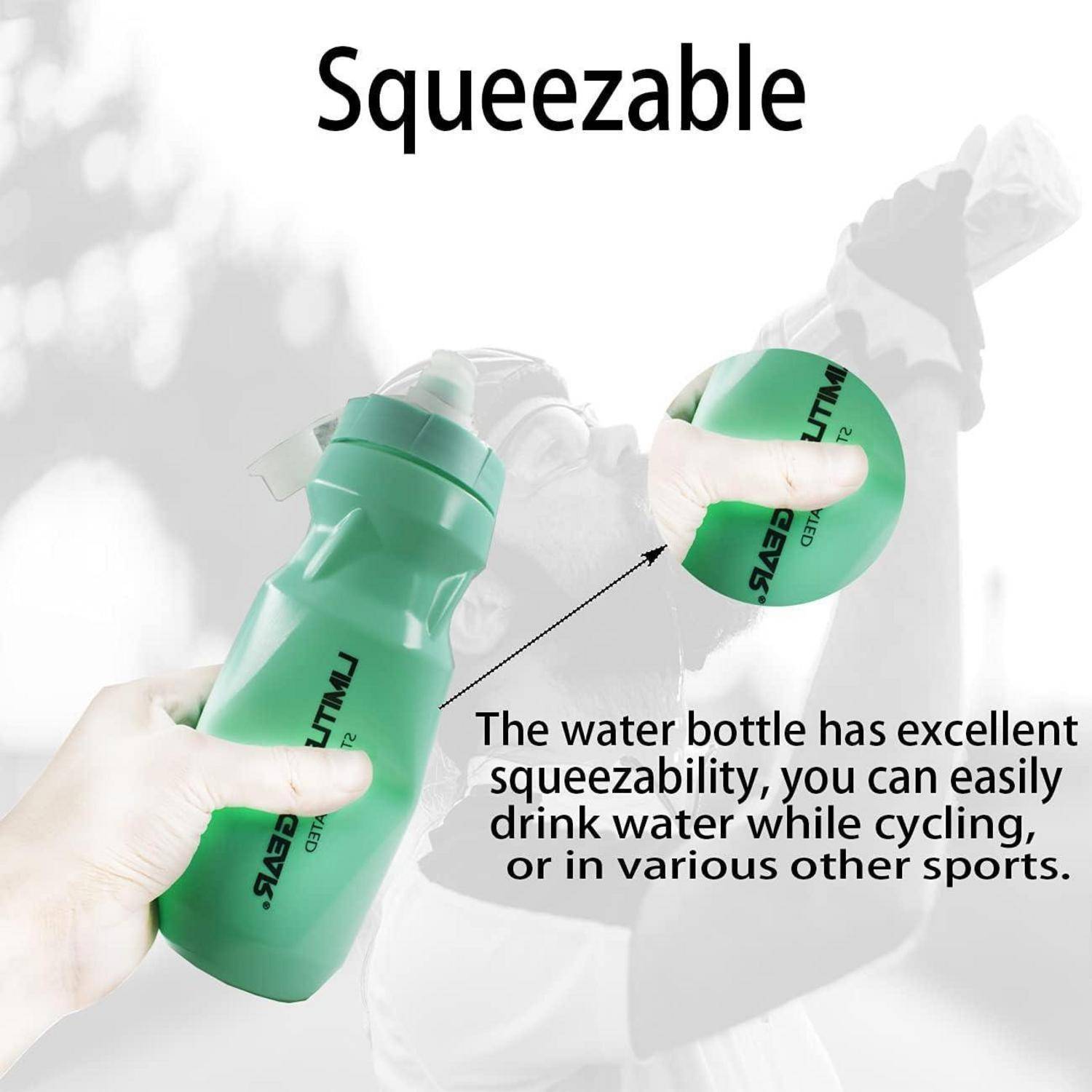 Grüne Wasserflasche mit der Aufschrift Squeezable, leicht zu trinken beim Radfahren oder während anderer Sportarten.