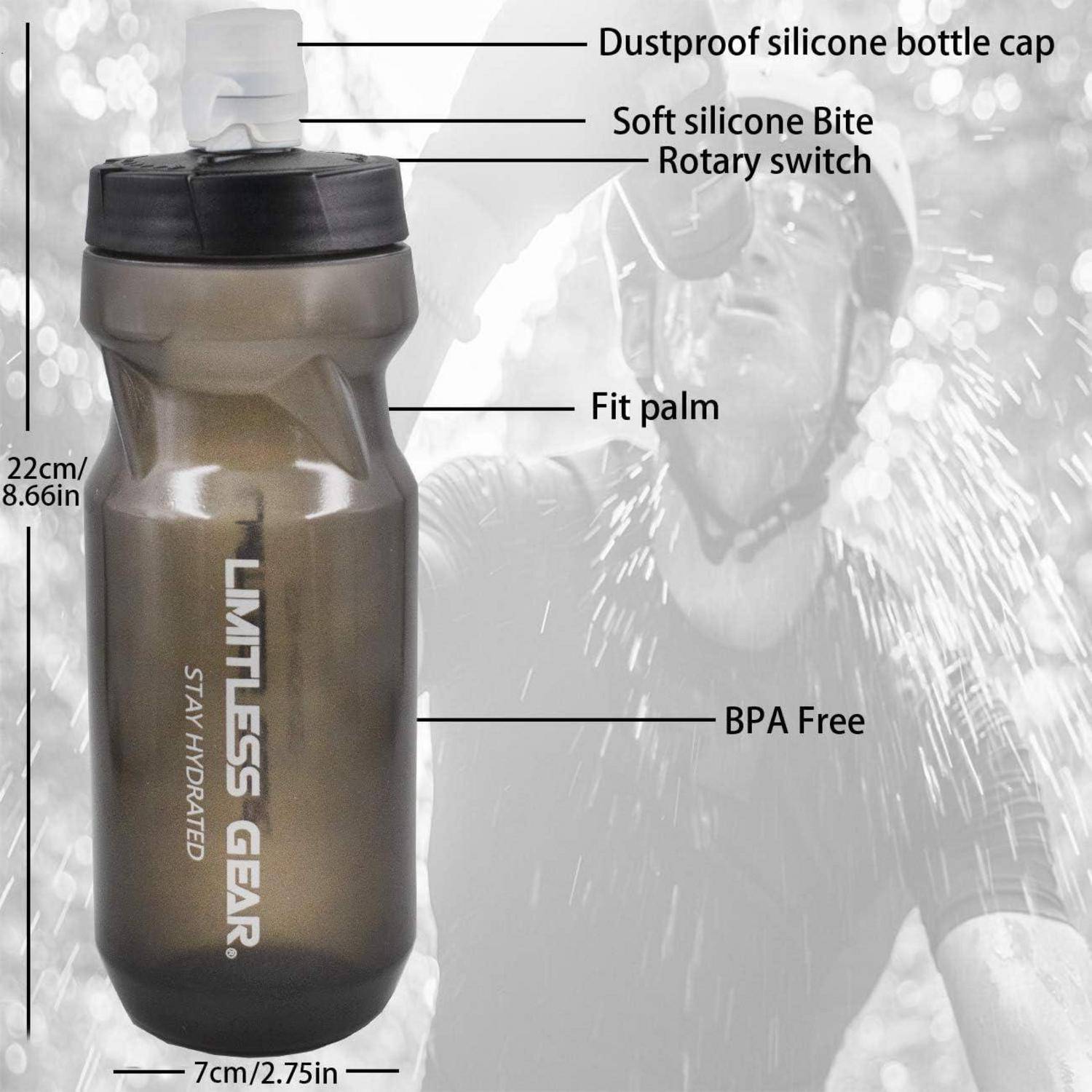 Eine Wasserflasche auf einer Fahrradtour, mit der Aufschrift 