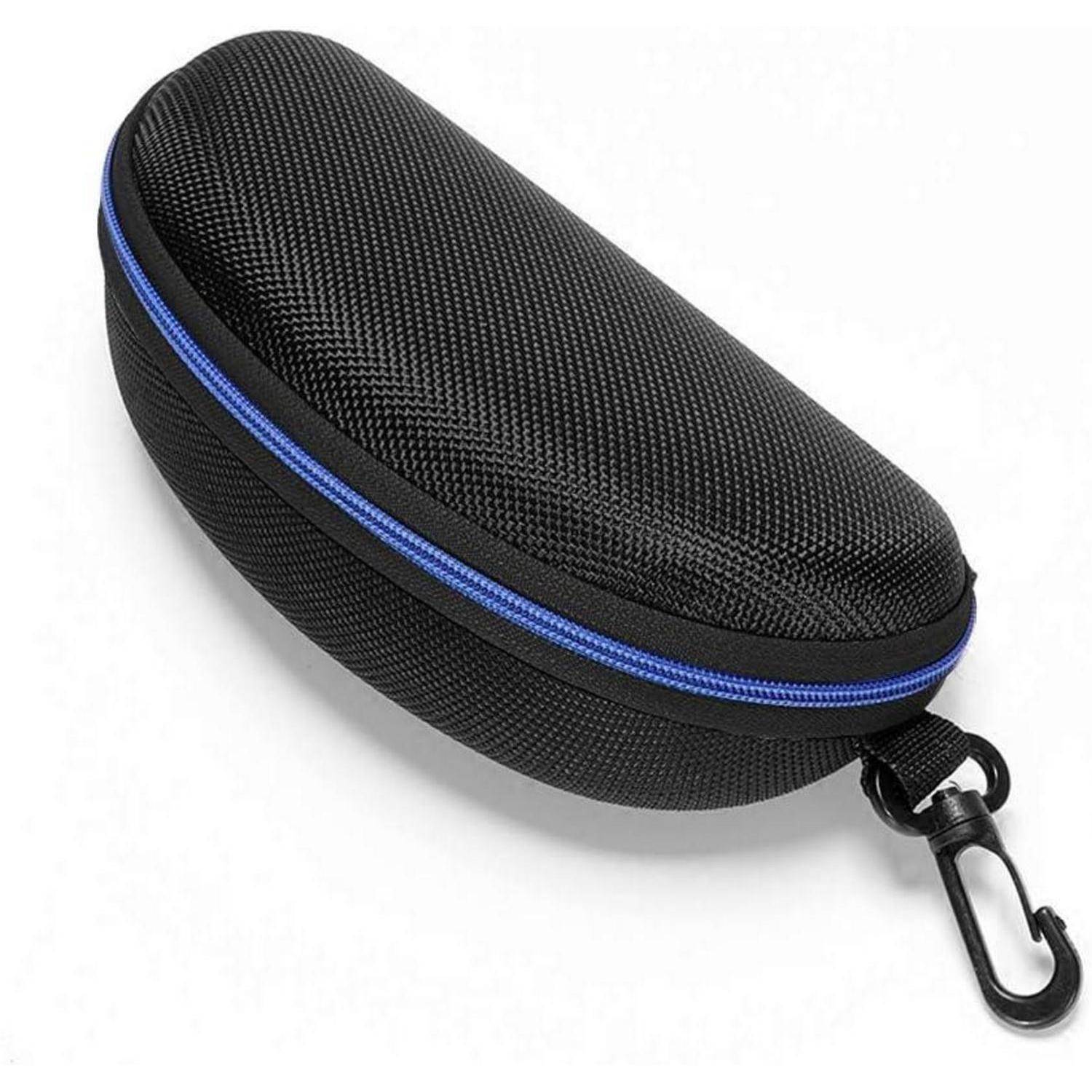Eine schwarze, strukturierte ovale Tasche mit einem blauen Reißverschluss und einem angebrachten Clip, die speziell entwickelt wurde, um kleine Gegenstände wie Accessoires sicher zu transportieren und zu schützen.