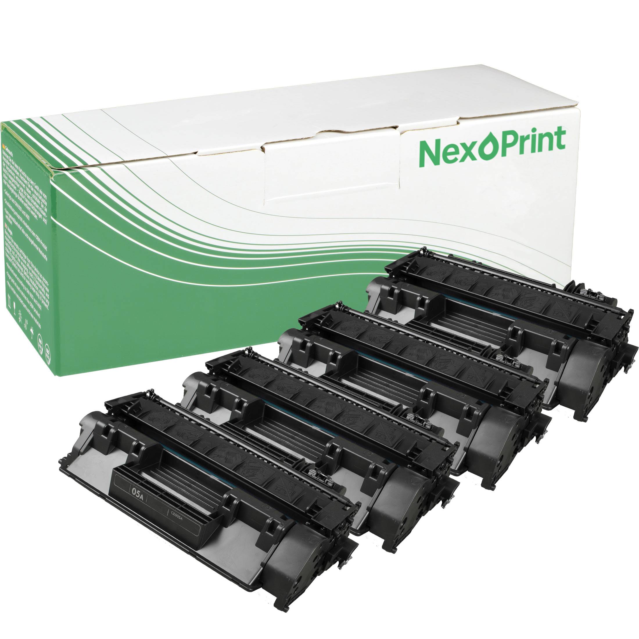 Vier schwarze Tonerpatronen, die vor einer NexPrint-Markenverpackungsbox angezeigt werden.