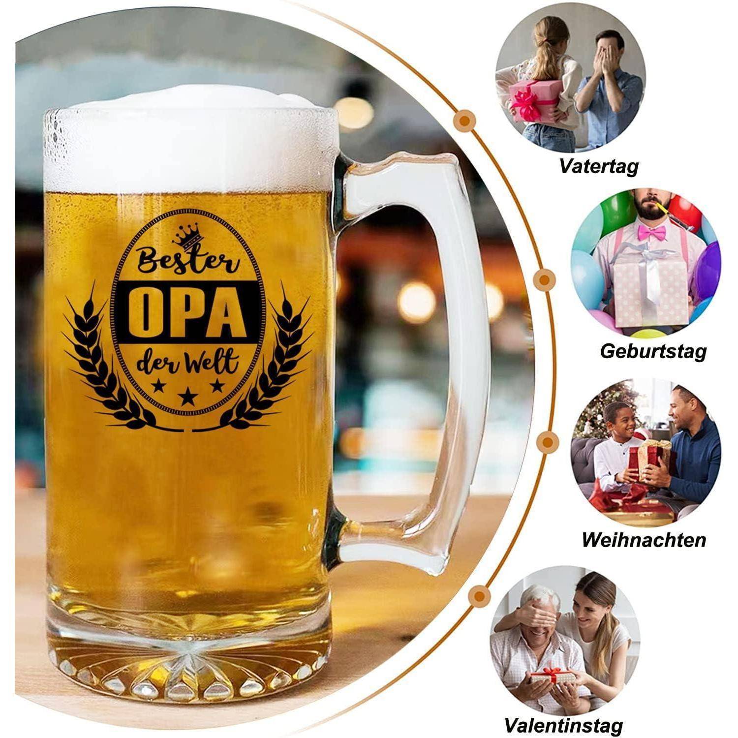 Ein großer Bierkrug mit der Aufschrift 'Bester Opa der Welt' mit Fotos von Menschen, die Vatertag, Geburtstag, Weihnachten und Valentinstag feiern, der Geschenkideen hervorhebt.