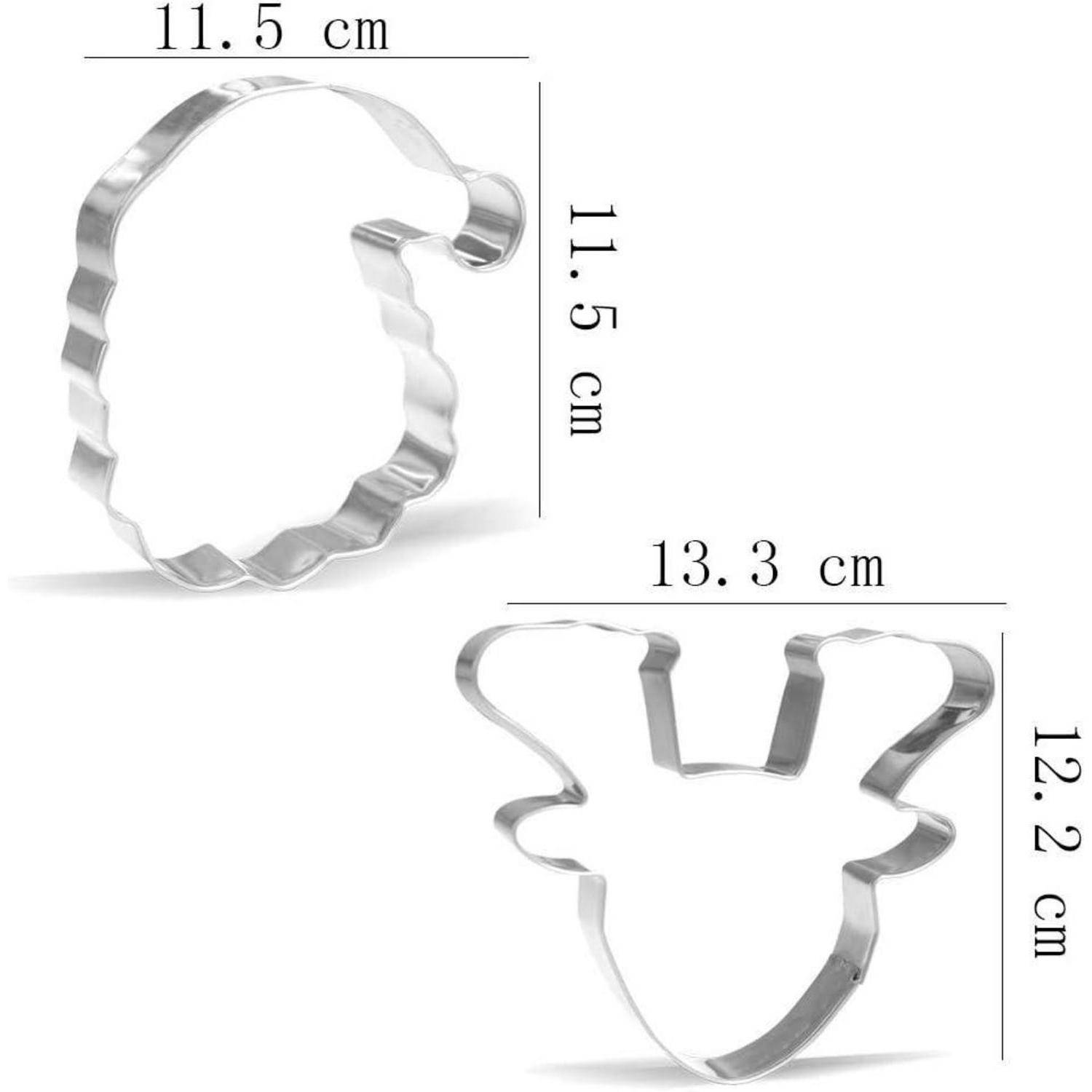 Zwei Metall-Ausstechformen mit Maßangaben. Linke Ausstechform: 11,5 cm hoch, obere Messung 11,5 cm. Rechte Ausstechform: 13,3 cm oben, 12,2 cm hoch.