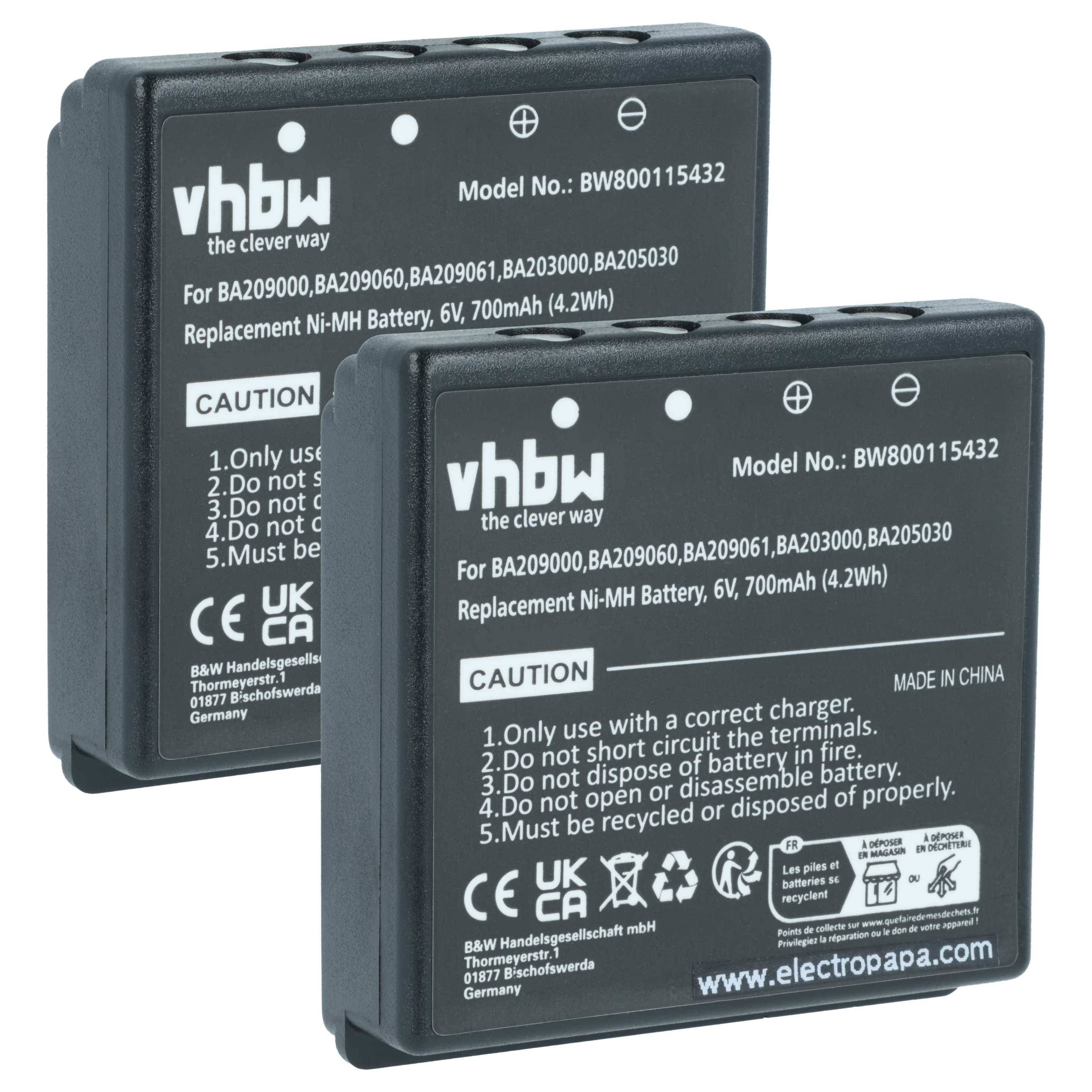 Zwei schwarze Batterien mit Etiketten, die Warnhinweise und die Modellnummer BW800115432 anzeigen. Hergestellt für BA209000, BA209060, BA209061, BA203000, BA203004, 6V, 700mAh, 4,2Wh.