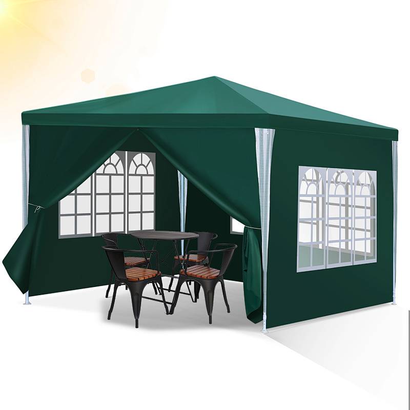 Ein grüner Outdoor-Pavillon mit einem Tisch und Stühlen darunter, ausgestattet mit Fensternwänden und einem offenen Eingang an einem sonnigen Tag.