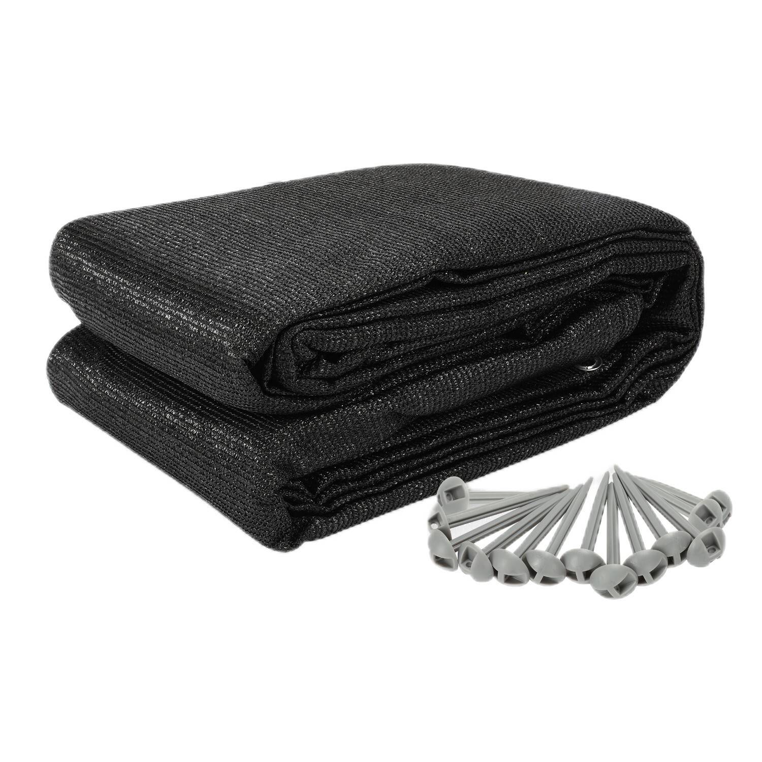 Ein zusammengefaltetes schwarzes Schattentuch mit einer Reihe von Metallösen, das typischerweise für Beschattungsanwendungen im Freien verwendet wird.