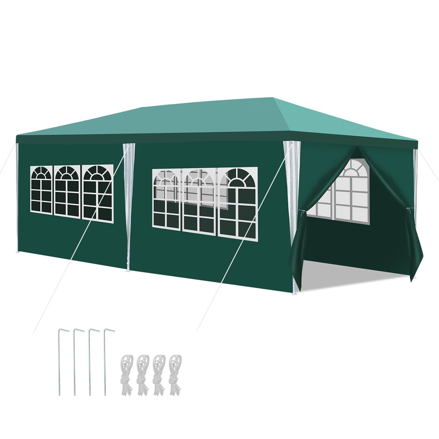 Ein grünes Outdoor-Pavillon-Zelt mit Bogenfenstern. Eine Seite ist offen und zeigt einen Eingang. Heringe und Seile sind vorne für den Aufbau zu sehen.