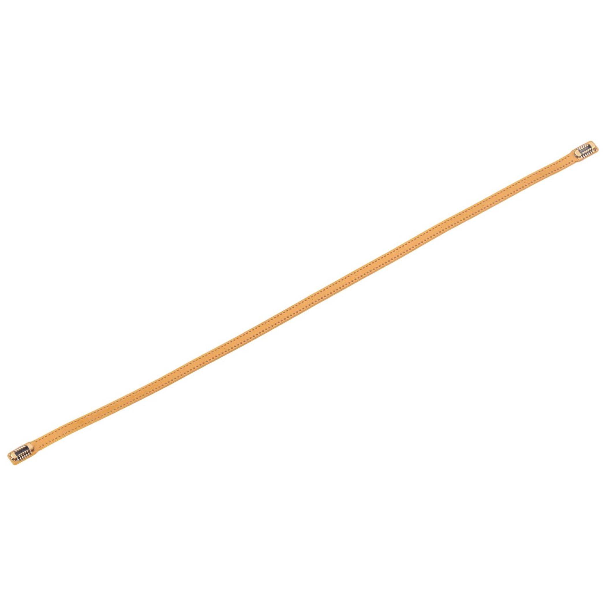 Das Bild zeigt einen orangefarbenen Lederverschluss, der vollständig geschlossen ist.