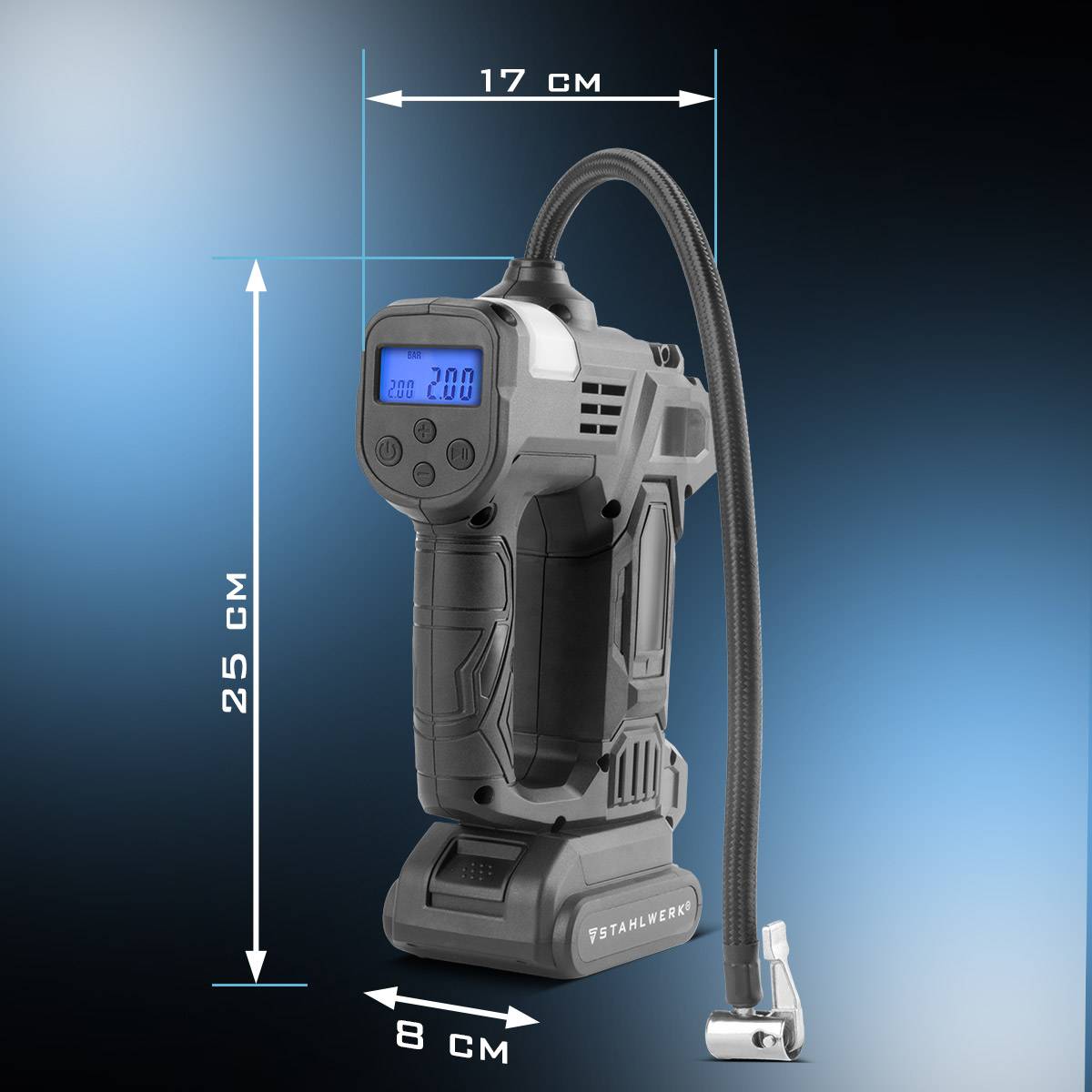 Ein tragbarer Luftkompressor mit einer digitalen Anzeige, die '2,00' zeigt. Abmessungen: 17 cm breit, 25 cm hoch und 8 cm tief.
