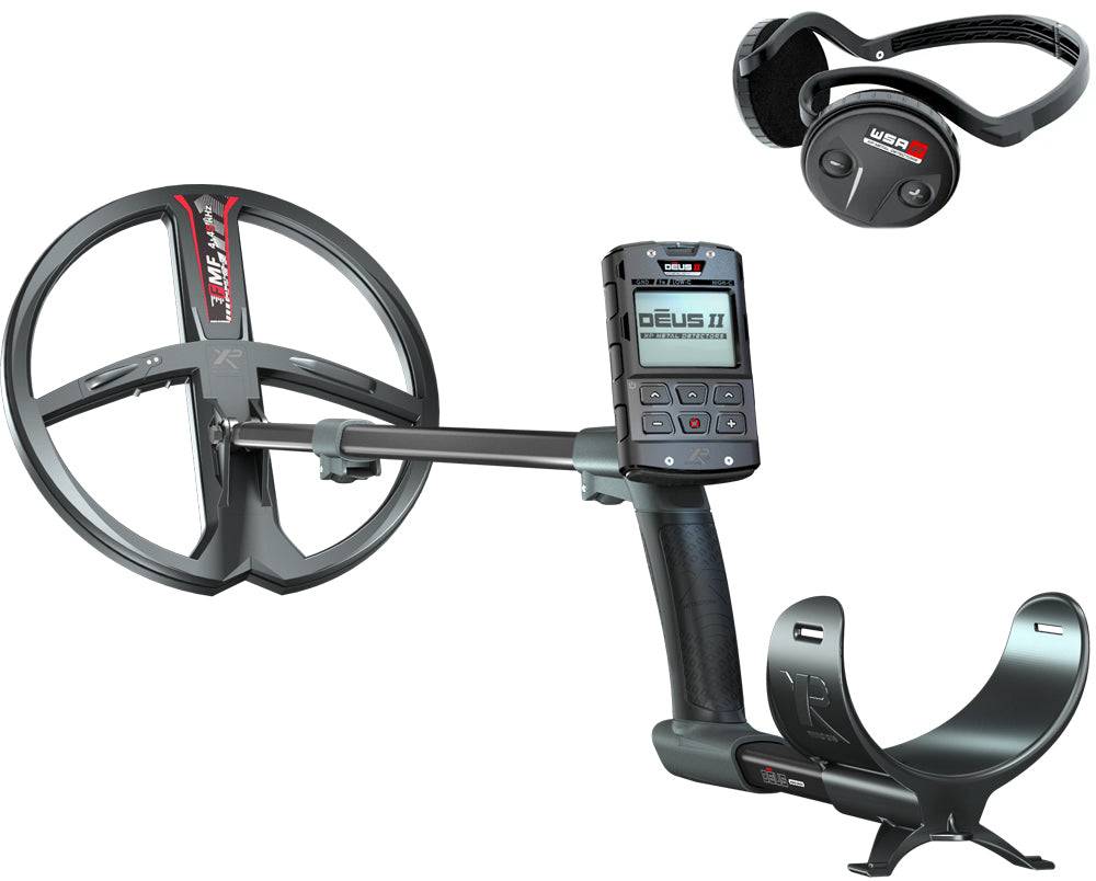 XP Deus II Metalldetektor mit Steuereinheit und Kopfhörern, ausgestattet mit fortschrittlicher Detektionstechnologie, elegantem Design und ergonomischem Griff.