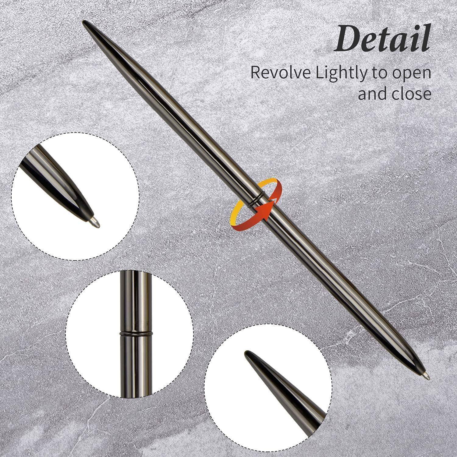 Ein schlanker schwarzer Stift mit einem Metalldreh-Mechanismus, der auf einer Marmoroberfläche präsentiert wird. Eingesetzte Bilder heben die Stiftspitze und die Funktion zum Drehen und Öffnen hervor.