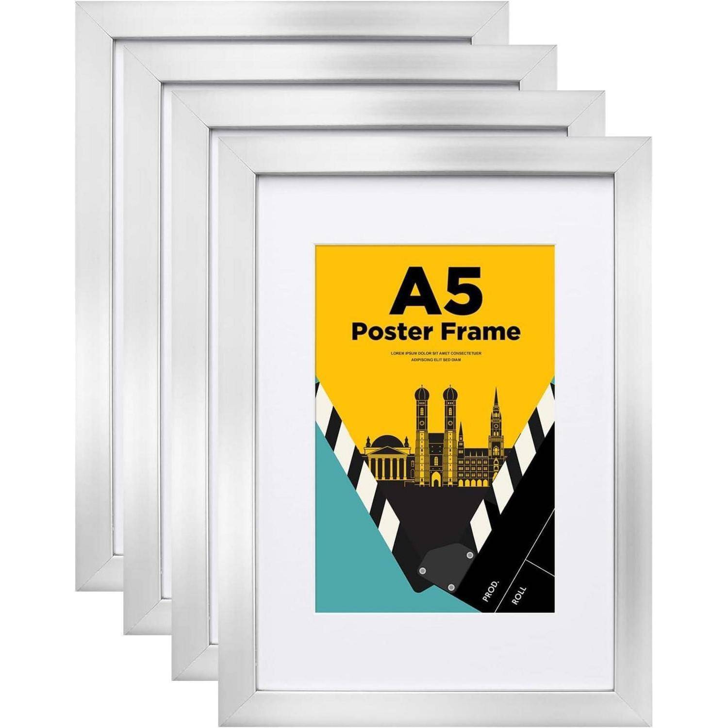 Dreierpack A5-Posterrahmen in Silberfarbe, mit einer Skyline-Illustration auf gelbem Hintergrund.