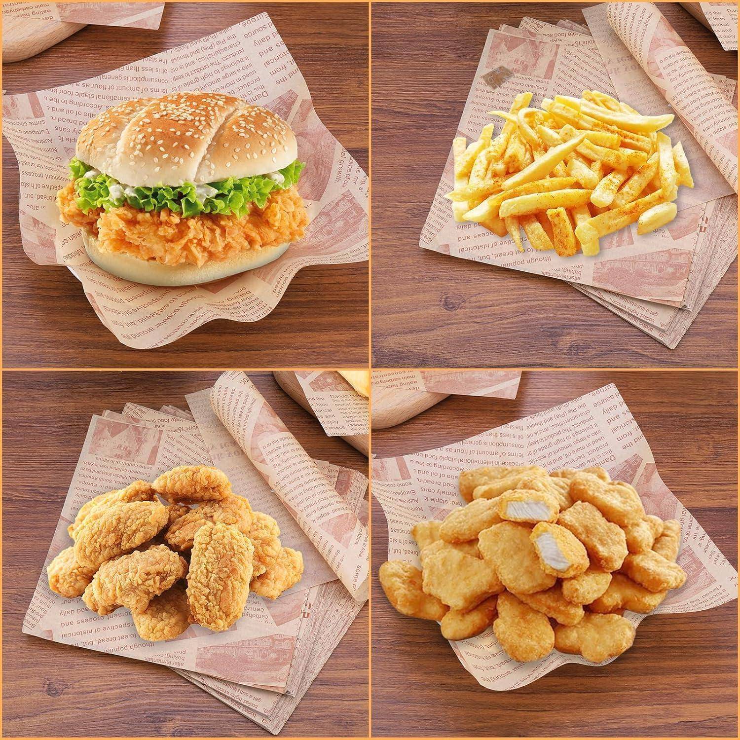 Vier Lebensmittel auf braunem Papier: ein Hühnchensandwich mit Salat auf einem Brötchen, Pommes frites, gebratene Hähnchenteile und Chicken Nuggets.