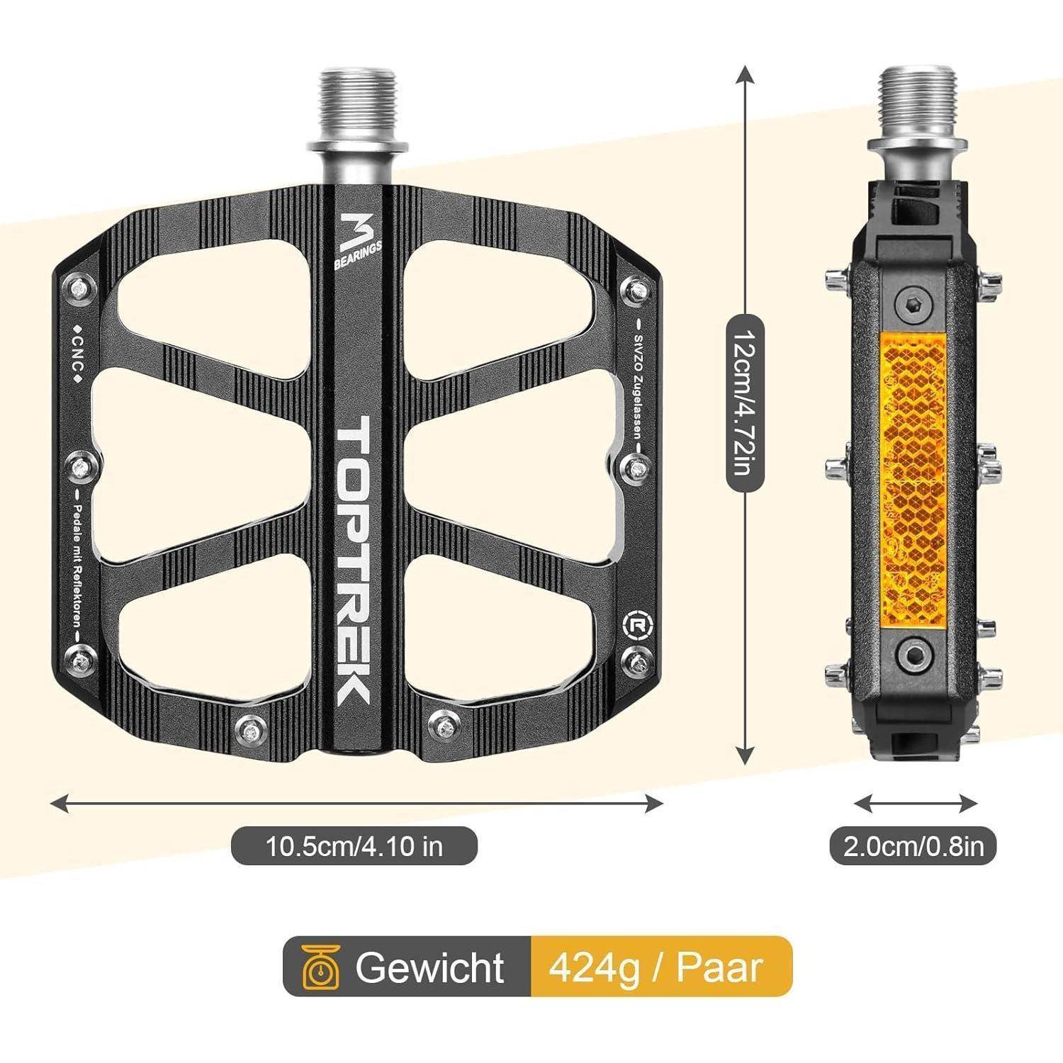 Das Bild zeigt ein Paar schwarze Fahrradpedale von Toptrek, mit folgenden Abmessungen: Breite 10,5 cm, Länge 12 cm, Dicke 2 cm und einem Gewicht von 424 g pro Paar.