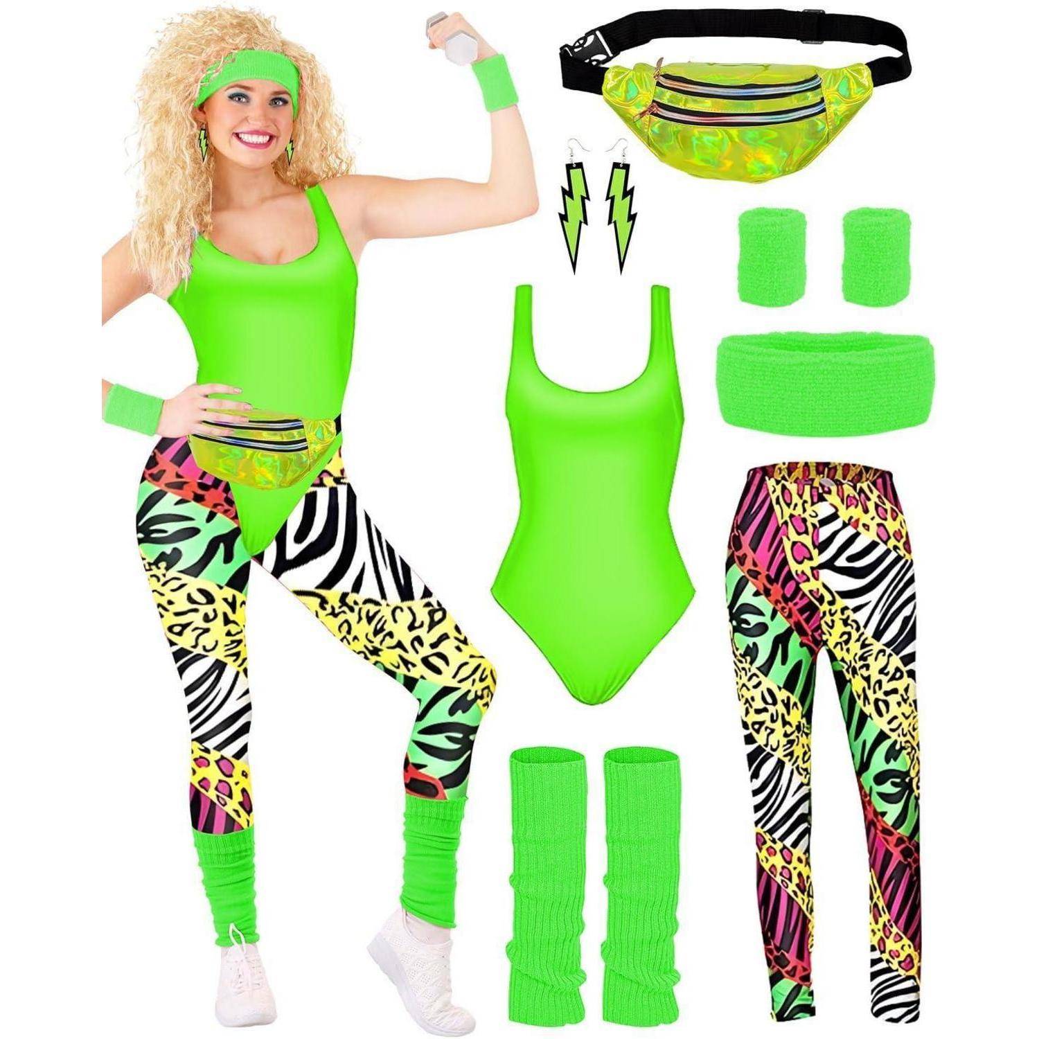 Neongrünes Workout-Outfit mit Zebra-Print-Leggings, passendem Stirnband, Handgelenkbändern, Beinstulpen und Gürteltasche. Retro 80er Jahre Fitness-Stil.