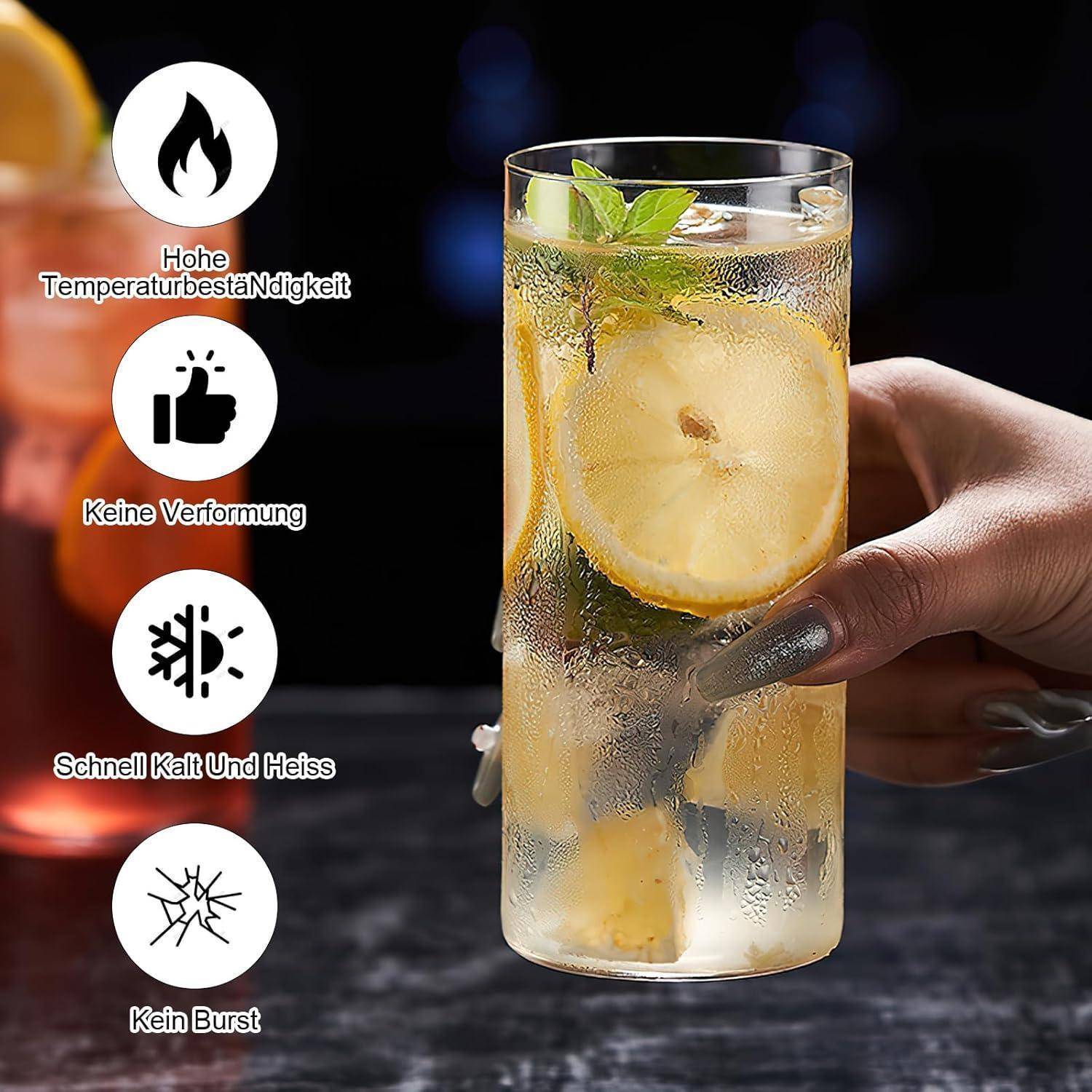 Eine Hand, die ein Glas mit Zitronen-Eiswasser auf einer dunklen Oberfläche hält. Symbole zeigen die Eigenschaften des Glases: hitzebeständig, keine Verformung, schnelles Kühlen/Erhitzen und bruchsicher.