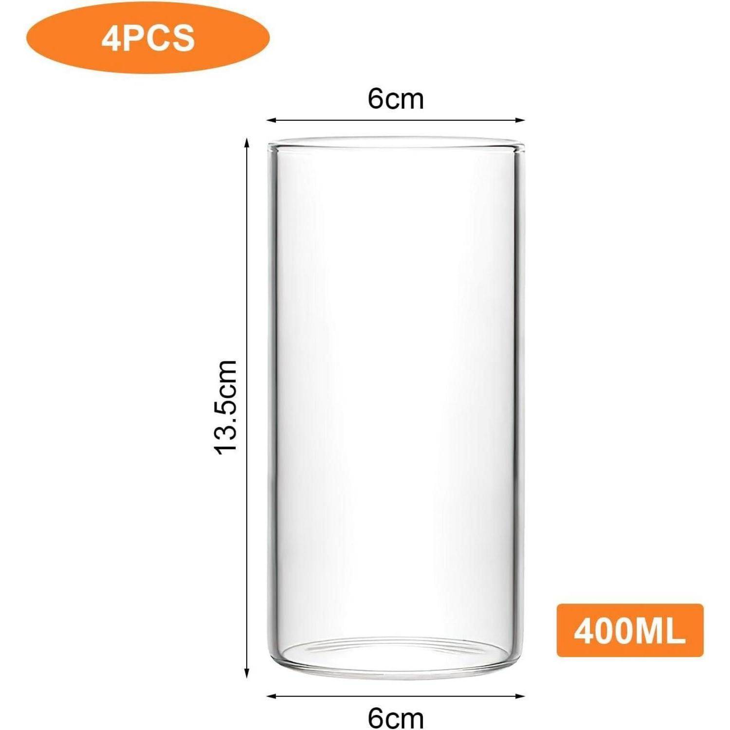 Ein Satz von vier transparenten Glasbechern, die jeweils 13,5 cm hoch und 6 cm im Durchmesser sind, mit einem Fassungsvermögen von 400 ml.