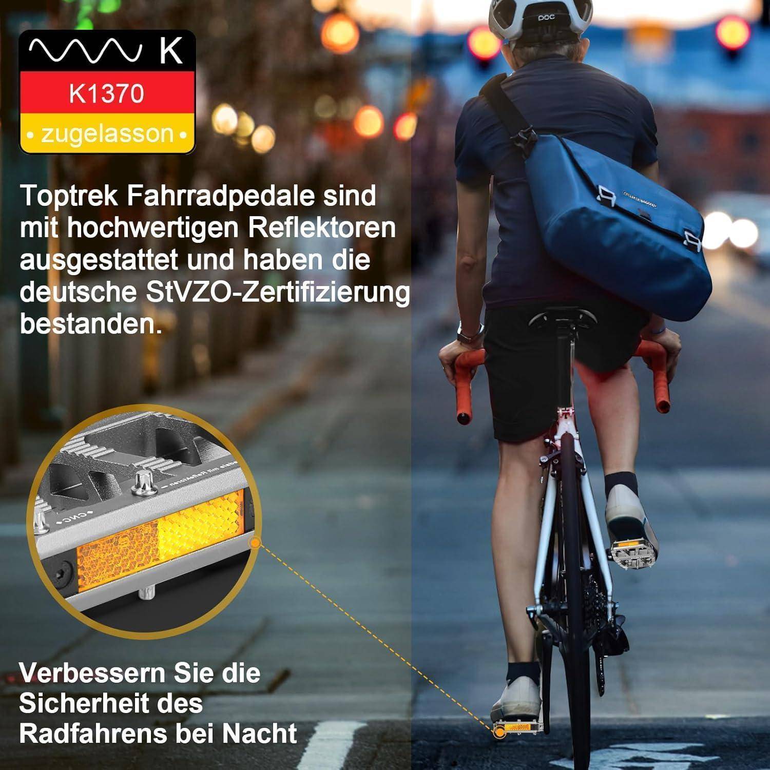 Ein Radfahrer mit einer blauen Tasche fährt in der Nacht. Der Text hebt deutsche zertifizierte Fahrradpedale mit hochwertigen Reflektoren für Sicherheit hervor.