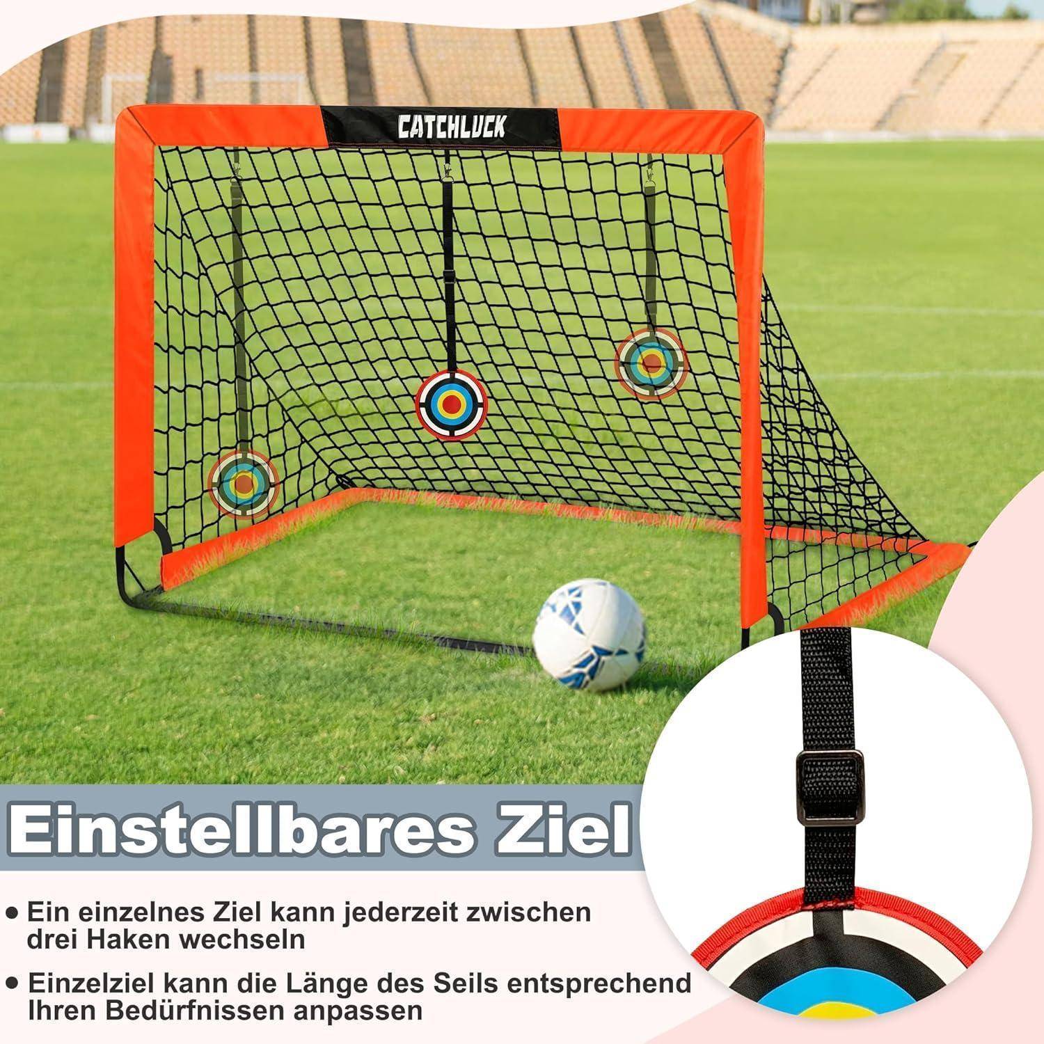 Ein Fußballtor mit drei Zielringen für Zielübungen steht auf einem Feld. Der Text auf Deutsch hebt verstellbare Ziele und Seillänge hervor.