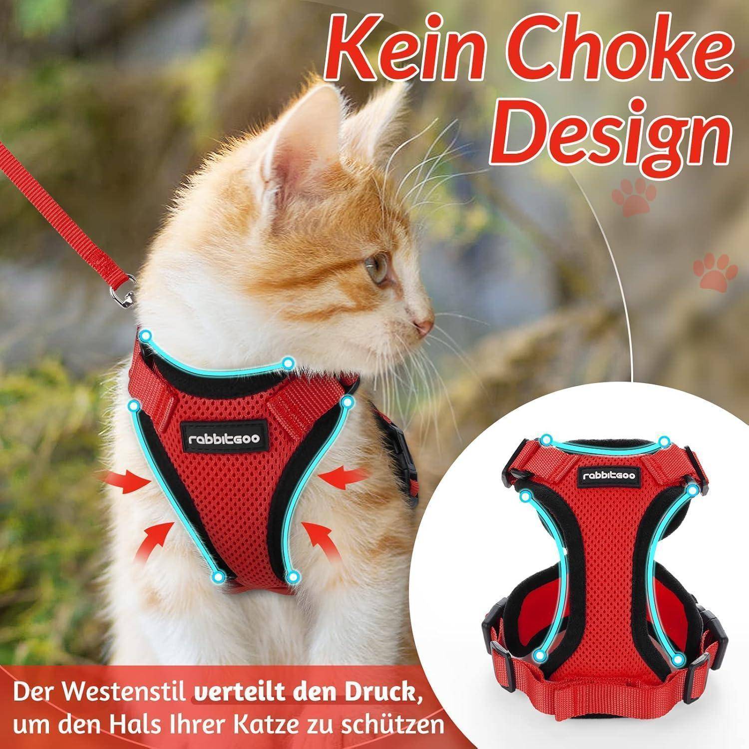 Eine Katze trägt ein Geschirr in Rot im Freien; der Text lautet ‚Kein Choke Design' und hebt die Eigenschaften des Geschirrs zur Druckverteilung hervor.