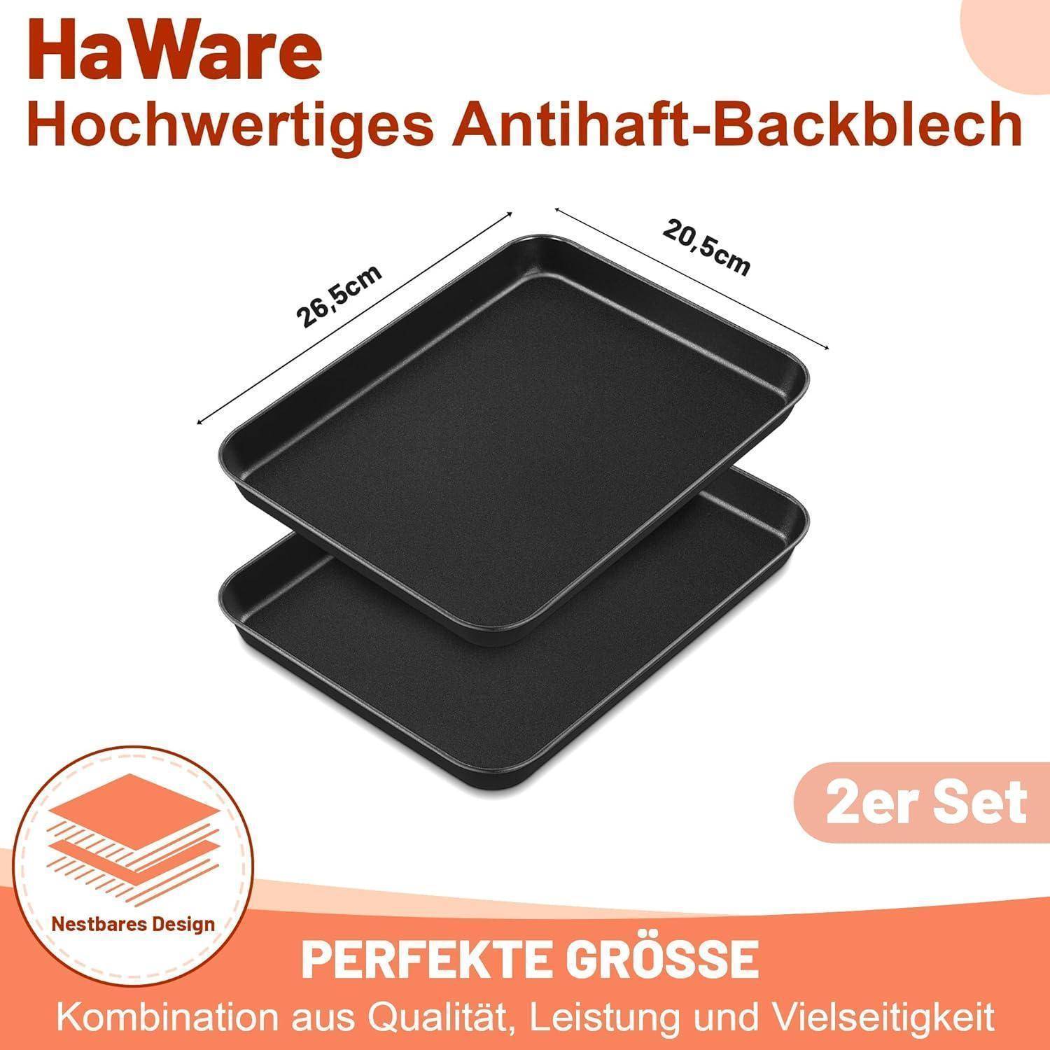 Zwei schwarze, antihaftbeschichtete Backbleche mit Maßen von 26,5 cm x 20,5 cm werden gezeigt. Der Text hebt sie als '2er Set' mit Fokus auf Qualität und Vielseitigkeit hervor.