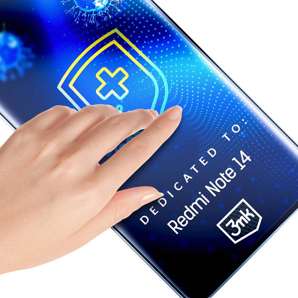Eine Hand berührt einen Smartphone-Bildschirm, auf dem ein Schildsymbol angezeigt wird, das Schutz symbolisiert. Der Text lautet „Dedicated to Redmi Note 14