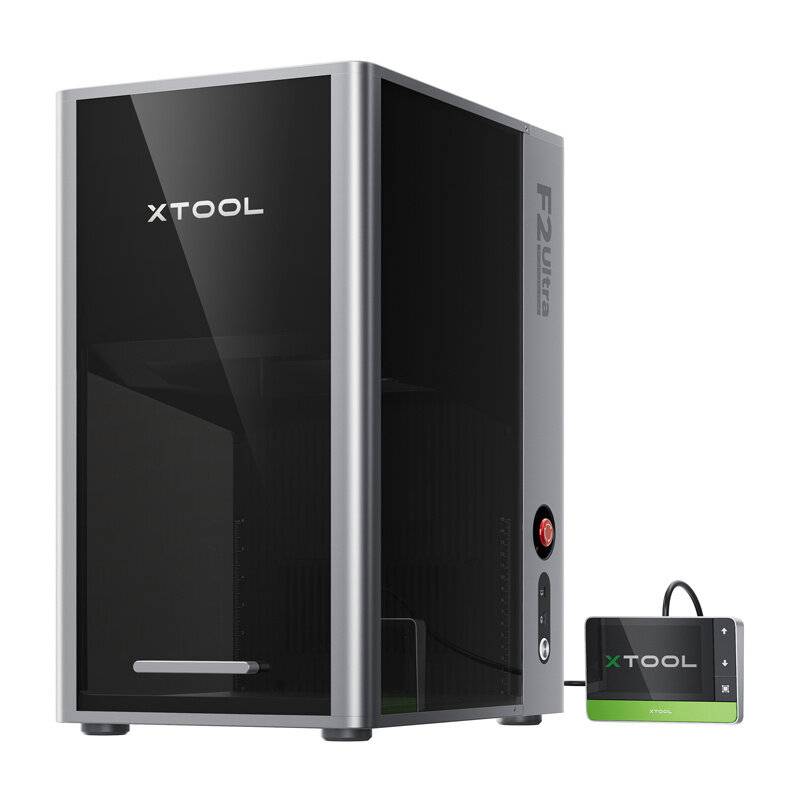 Ein schwarzer und silberner 3D-Drucker mit der Bezeichnung „XTOOL