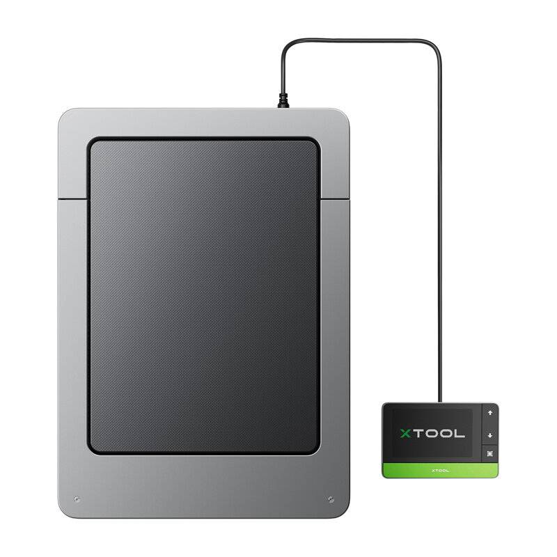 Laufband mit schwarzem Rahmen und digitaler Anzeige, mit klappbarem Design für platzsparende Lagerung, ideal für Heimfitness.