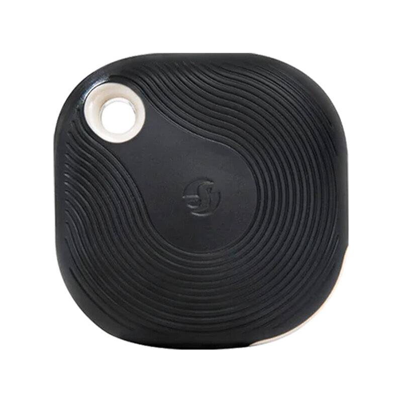 Ein Smartphone mit einem reflektierenden Bildschirm, das ein farbenfrohes Spiraldesign anzeigt, in einem schrägen Winkel positioniert.
