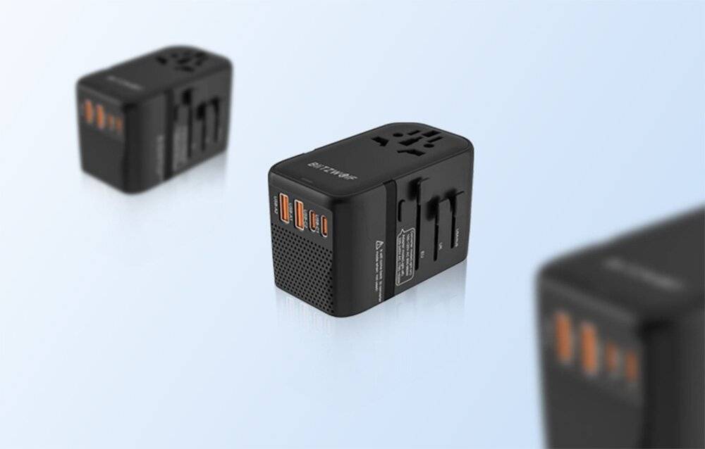 FlySky BW-TA3 Reiseadapter USB-C und USB-A Anschlüssen, 220 V auf 110 V, kompakt und leicht