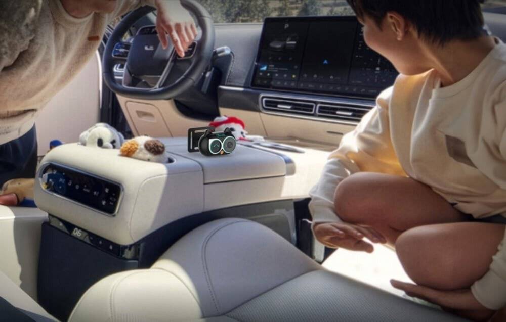 Ottocast CarPlay Wireless-Autoadapter mit Car Nanny (Cabin Care)