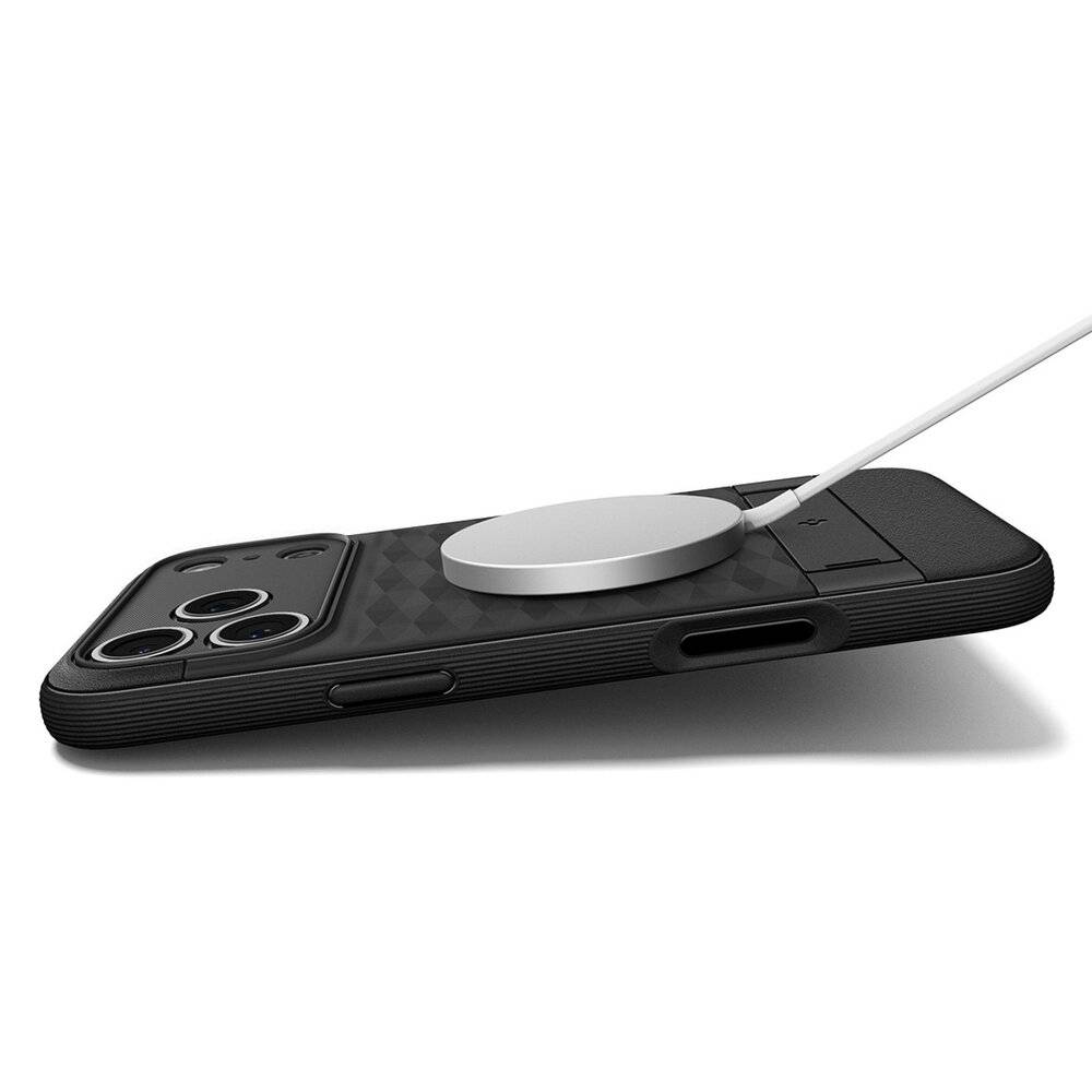 Eine Schutzhülle für Smartphones mit zwei Schichten, strukturierter Rückseite, sichtbaren Kameraaussparungen und MagSafe-Kompatibilität, dargestellt neben dem Telefon, für das sie passt.