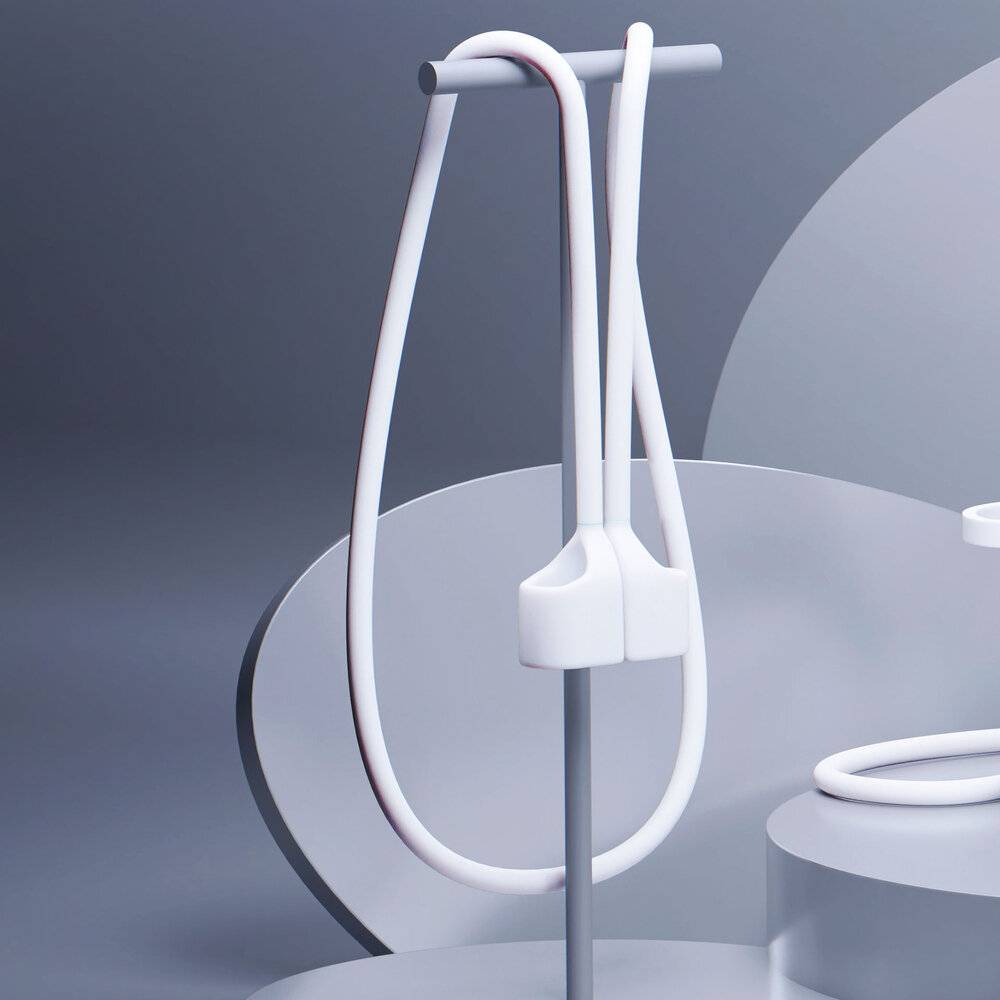 Ein modernes, minimalistisches weißes Headset, das an einem eleganten, geschwungenen Ständer an einem Verlaufshintergrund hängt, das schlankes Design und Einfachheit betont.