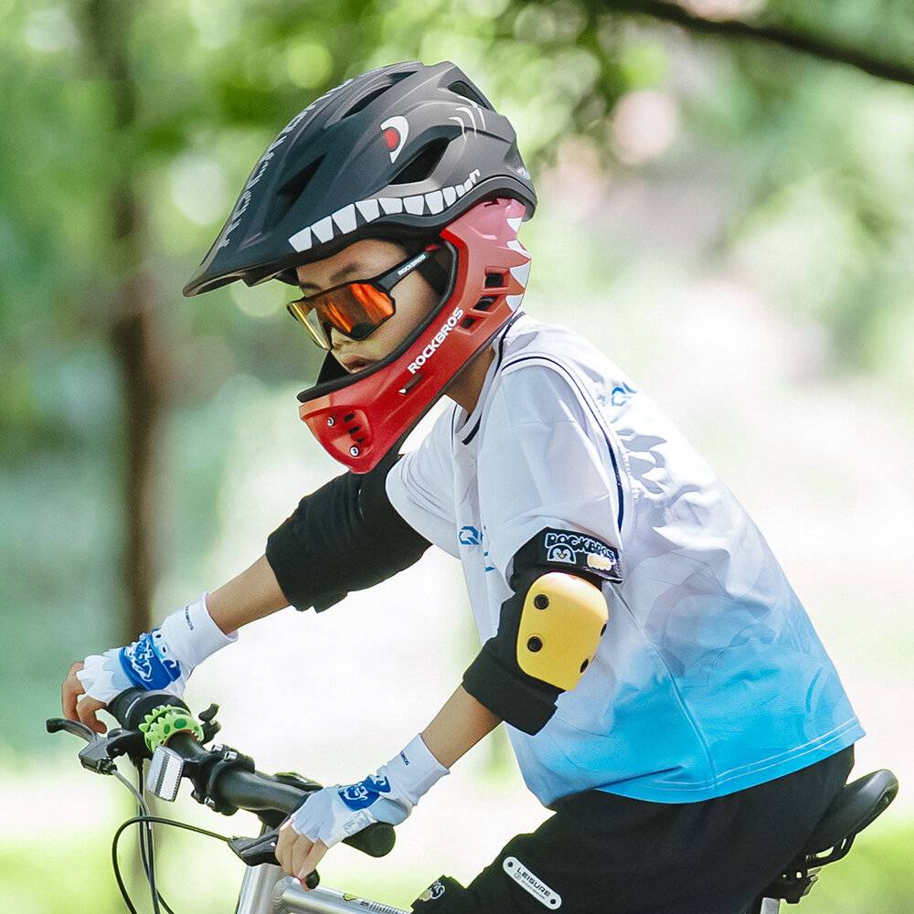 Rockbros TT-32005 Shark Kinderfahrradhelm mit abnehmbarem Kinnschutz, Größe M (54-58) – Schwarz